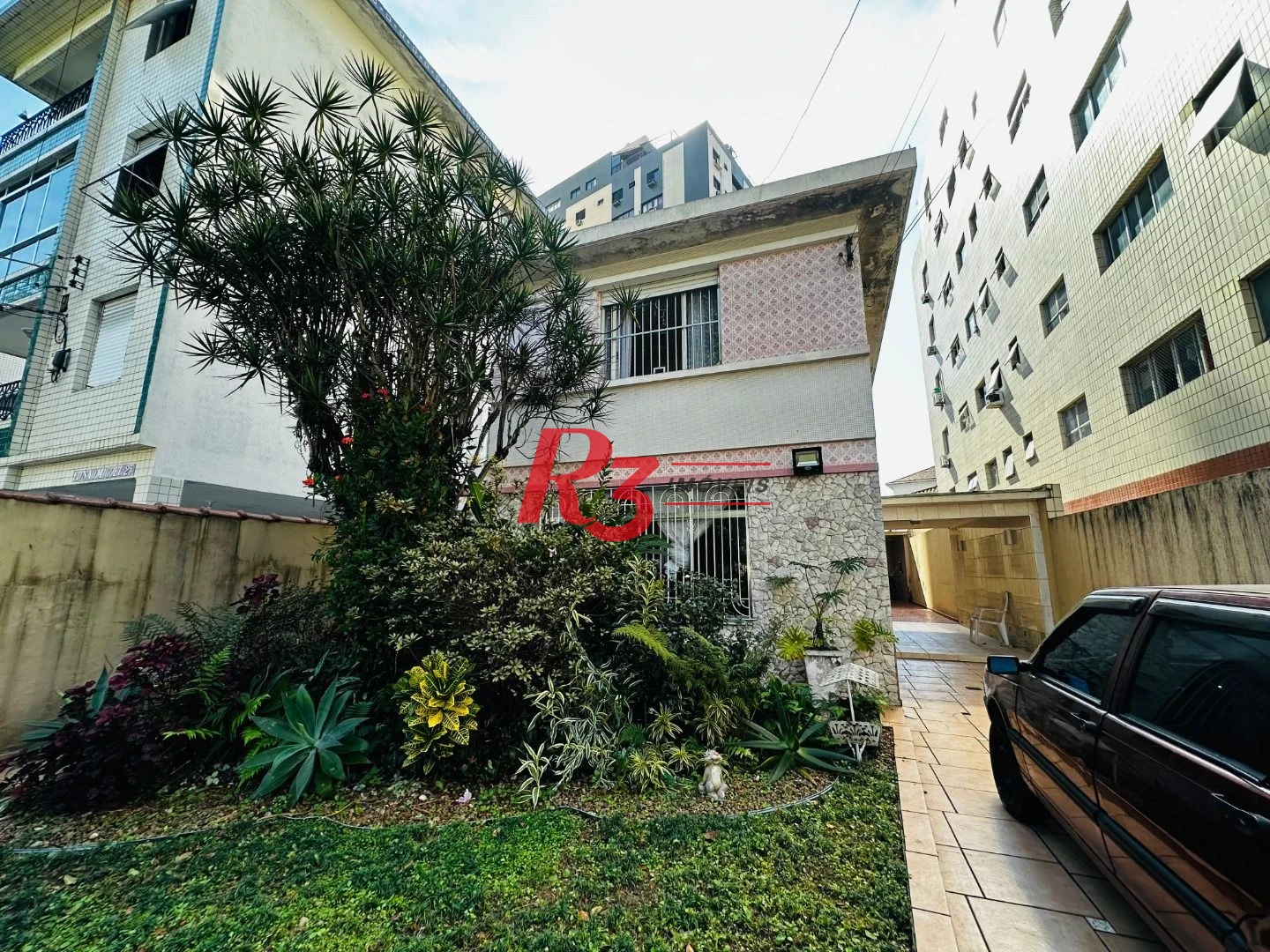 Sobrado à venda, 260 m² por R$ 2.300.000,00 - Embaré - Santos/SP