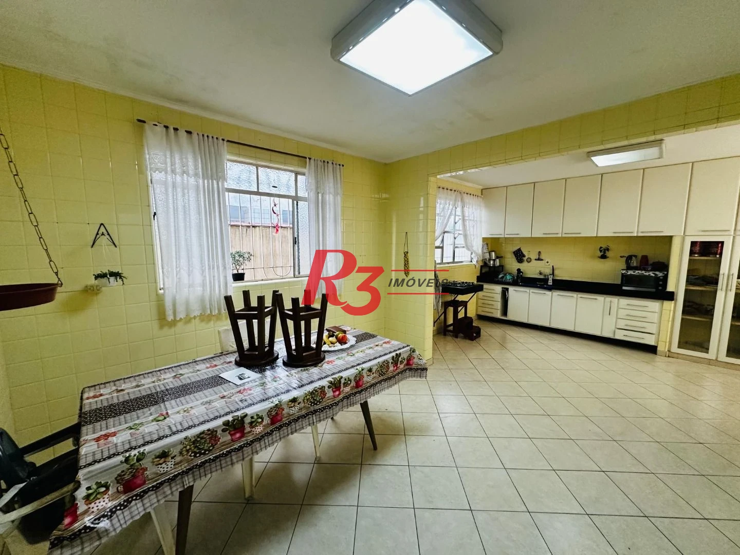 Sobrado à venda, 260 m² por R$ 2.300.000,00 - Embaré - Santos/SP