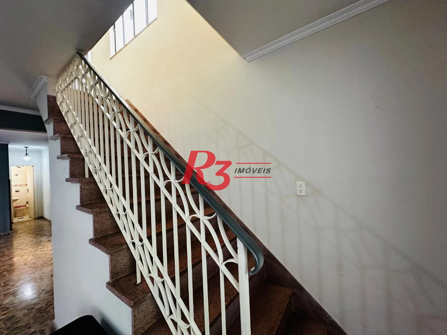 Sobrado à venda, 260 m² por R$ 2.300.000,00 - Embaré - Santos/SP
