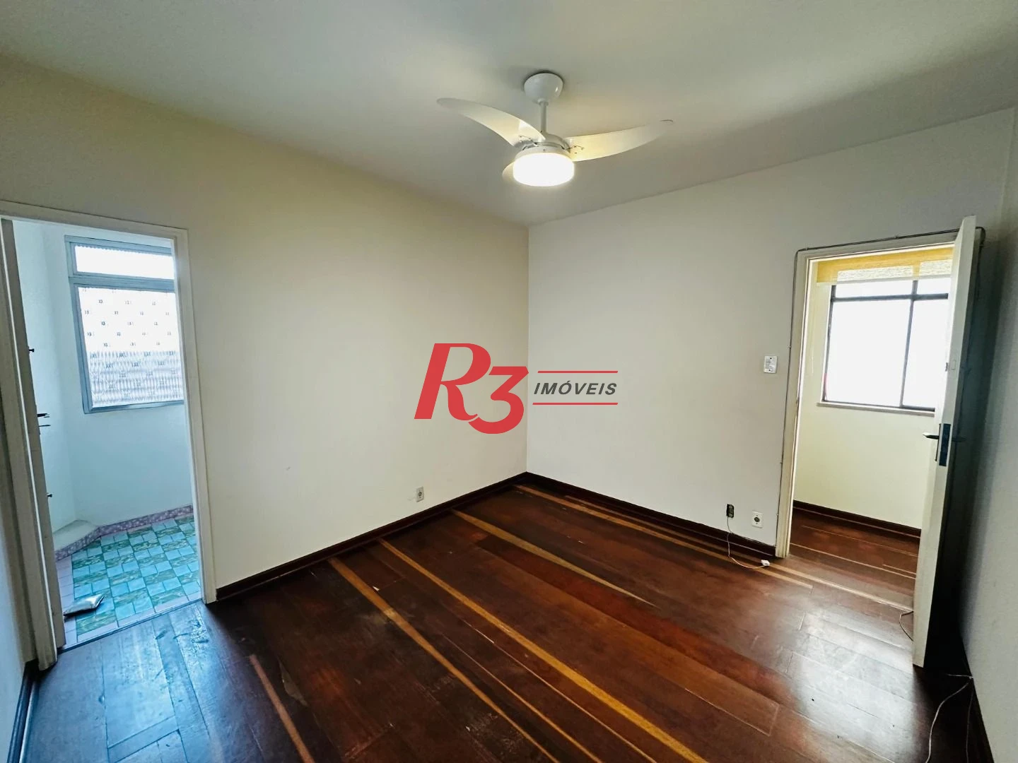 Sobrado à venda, 260 m² por R$ 2.300.000,00 - Embaré - Santos/SP