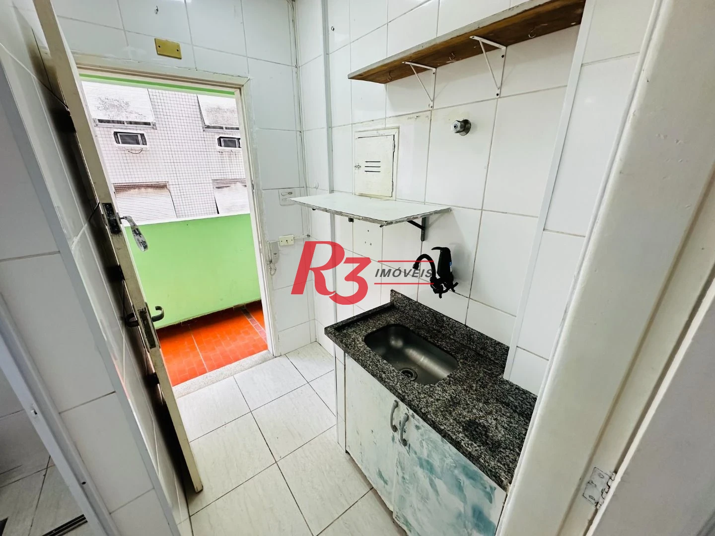 Apartamento à venda, 22 m² por R$ 300.000,00 - Ponta da Praia - Santos/SP