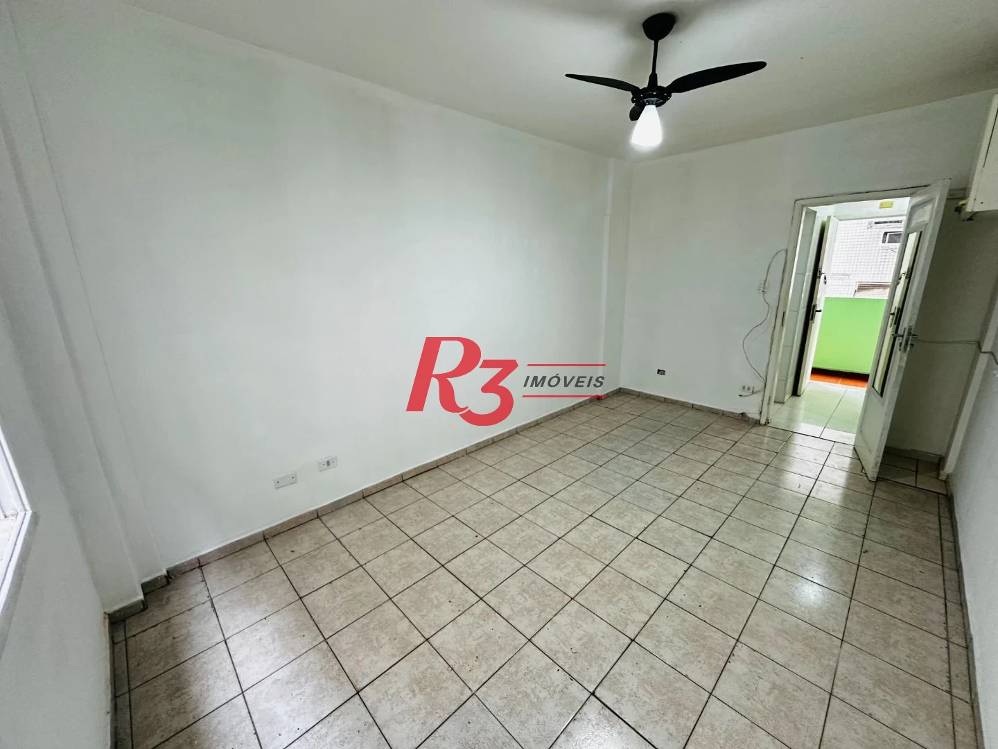 Apartamento à venda, 22 m² por R$ 300.000,00 - Ponta da Praia - Santos/SP