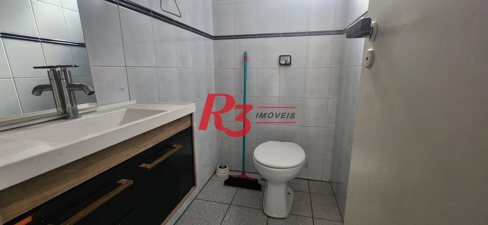 Sala para alugar, 65 m² por R$ 3.000,02/mês - Campo Grande - Santos/SP