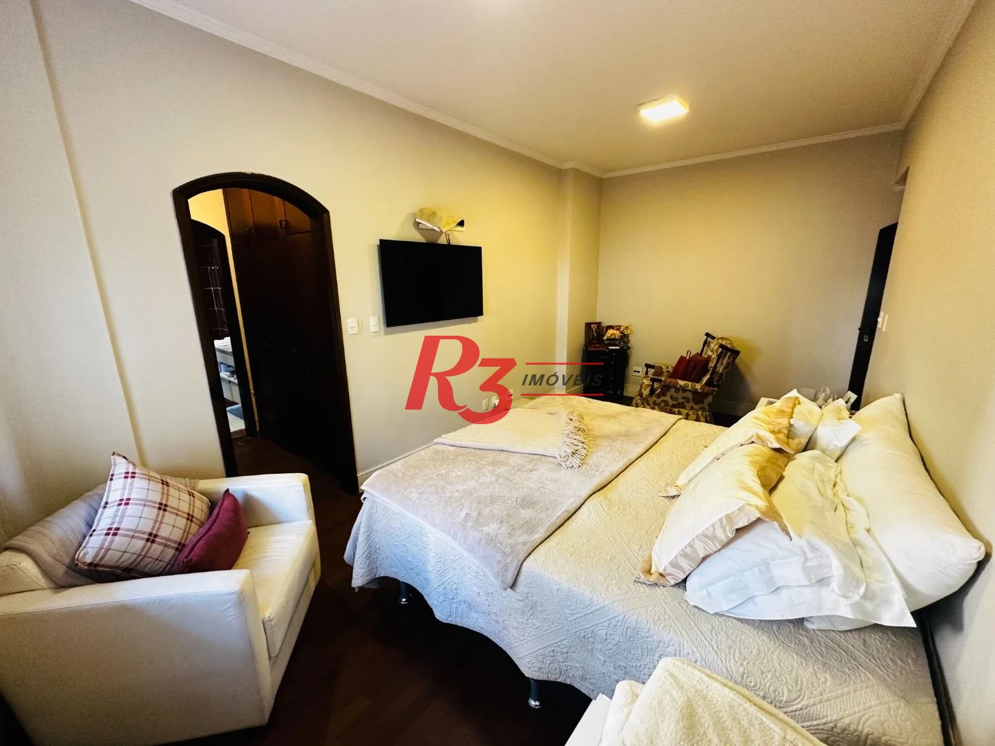 Apartamento com 5 dormitórios à venda, 274 m² por R$ 2.380.000,00 - Gonzaga - Santos/SP