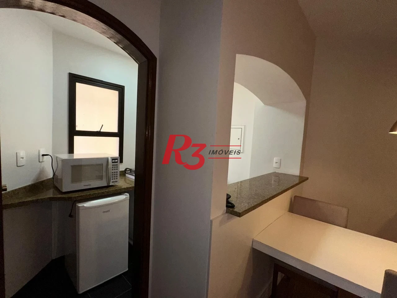 Flat com 1 dormitório, 48 m² - venda por R$ 480.000,00 ou aluguel por R$ 4.500,02/mês - Gonzaga - Santos/SP