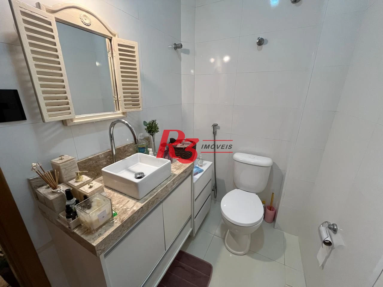 Apartamento com 2 dormitórios para alugar, 63 m² por R$ 4.500,00 - José Menino - Santos/SP