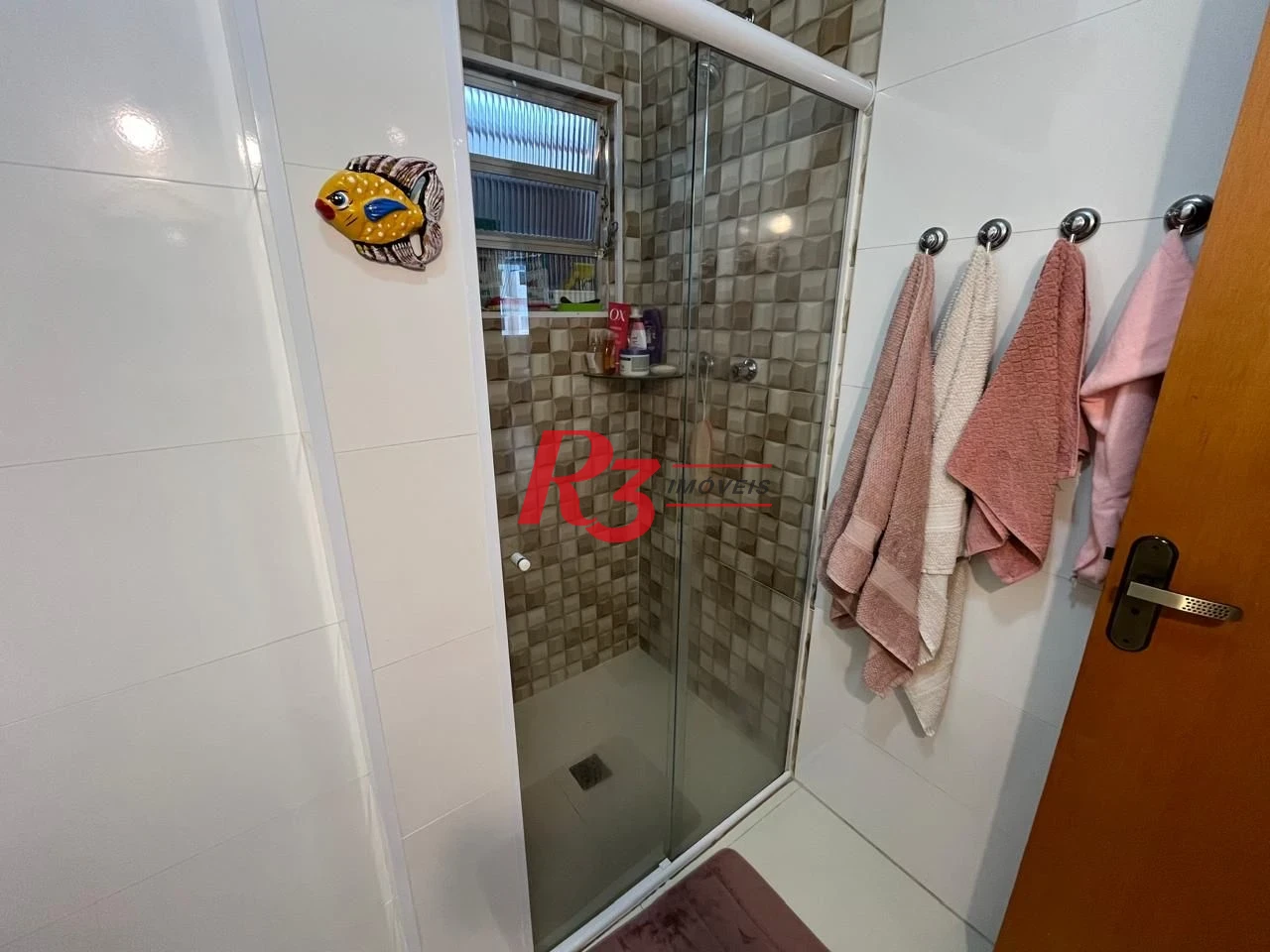 Apartamento com 2 dormitórios para alugar, 63 m² por R$ 4.500,00 - José Menino - Santos/SP