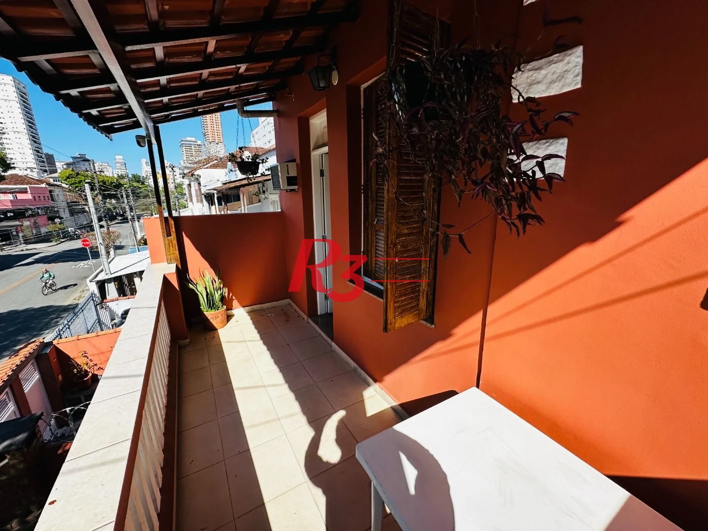 Sobrado com 2 dormitórios à venda, 124 m² por R$ 980.000,00 - Marapé - Santos/SP