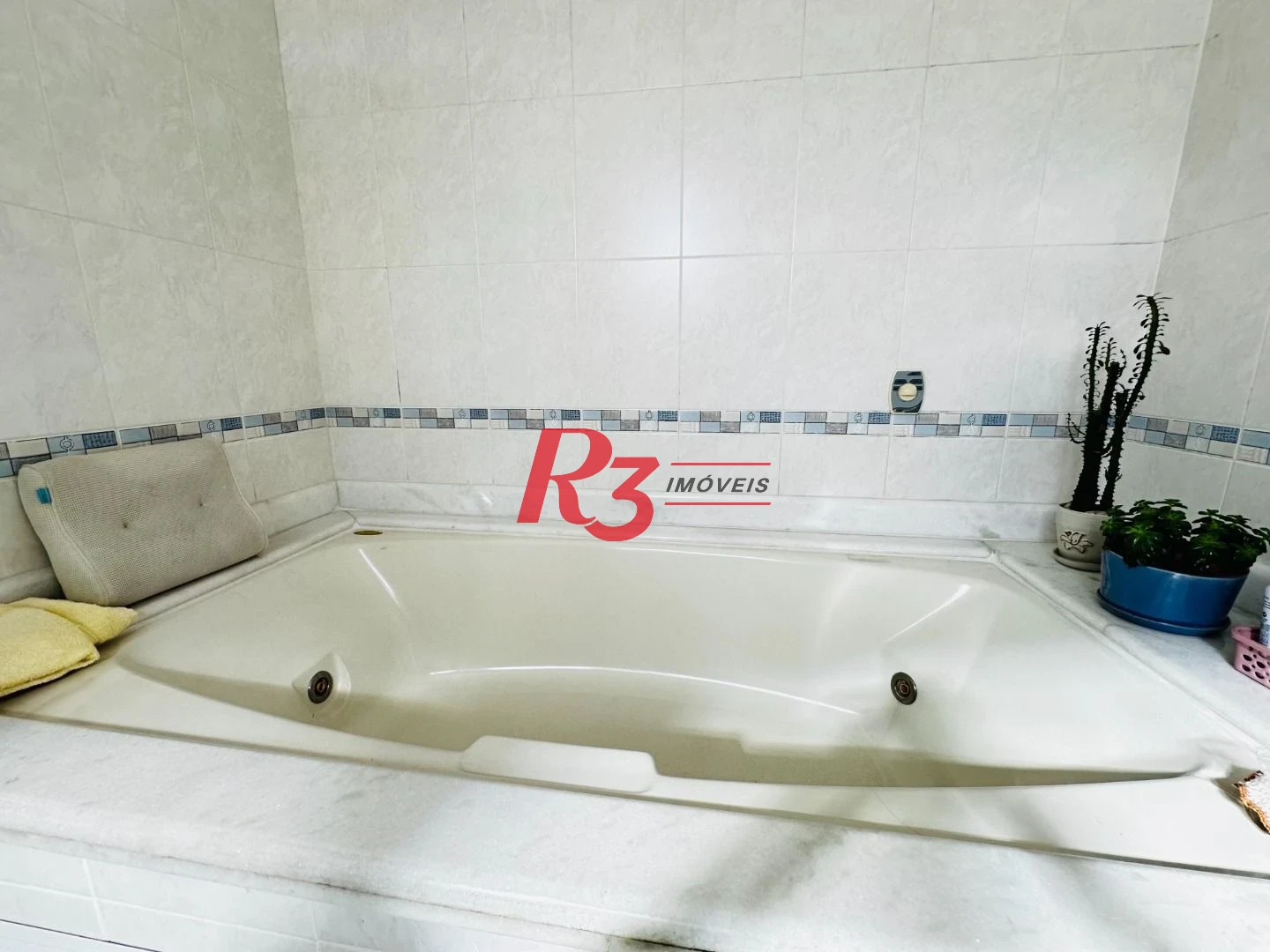 Sobrado com 2 dormitórios à venda, 124 m² por R$ 980.000,00 - Marapé - Santos/SP