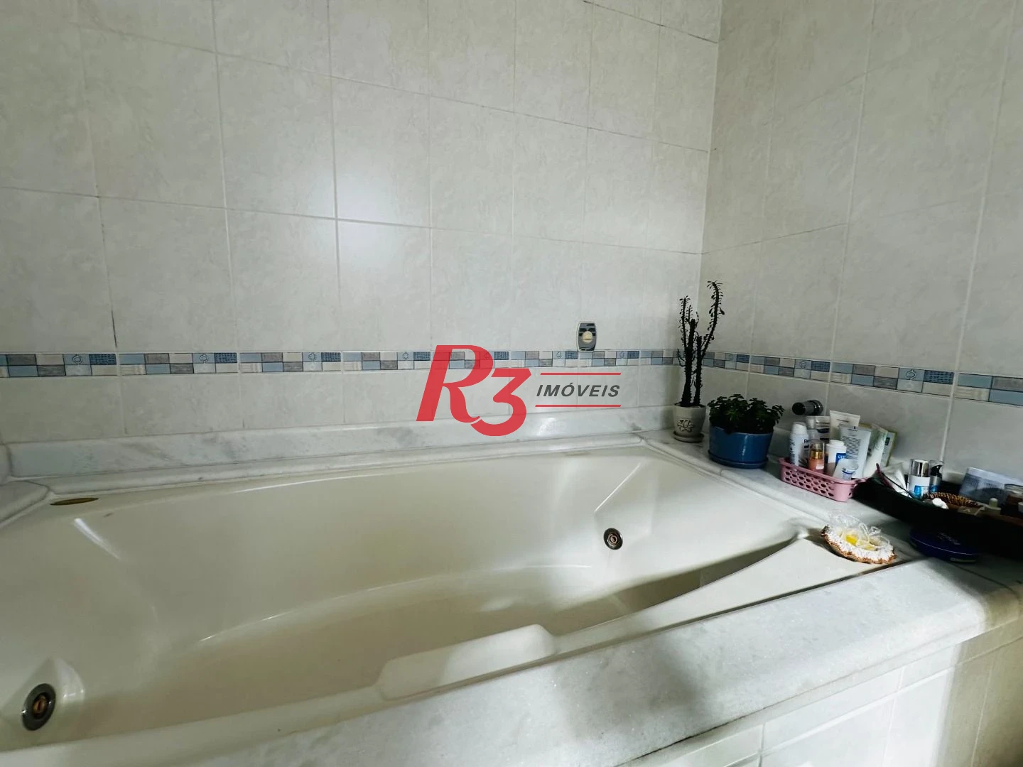 Sobrado com 2 dormitórios à venda, 124 m² por R$ 980.000,00 - Marapé - Santos/SP