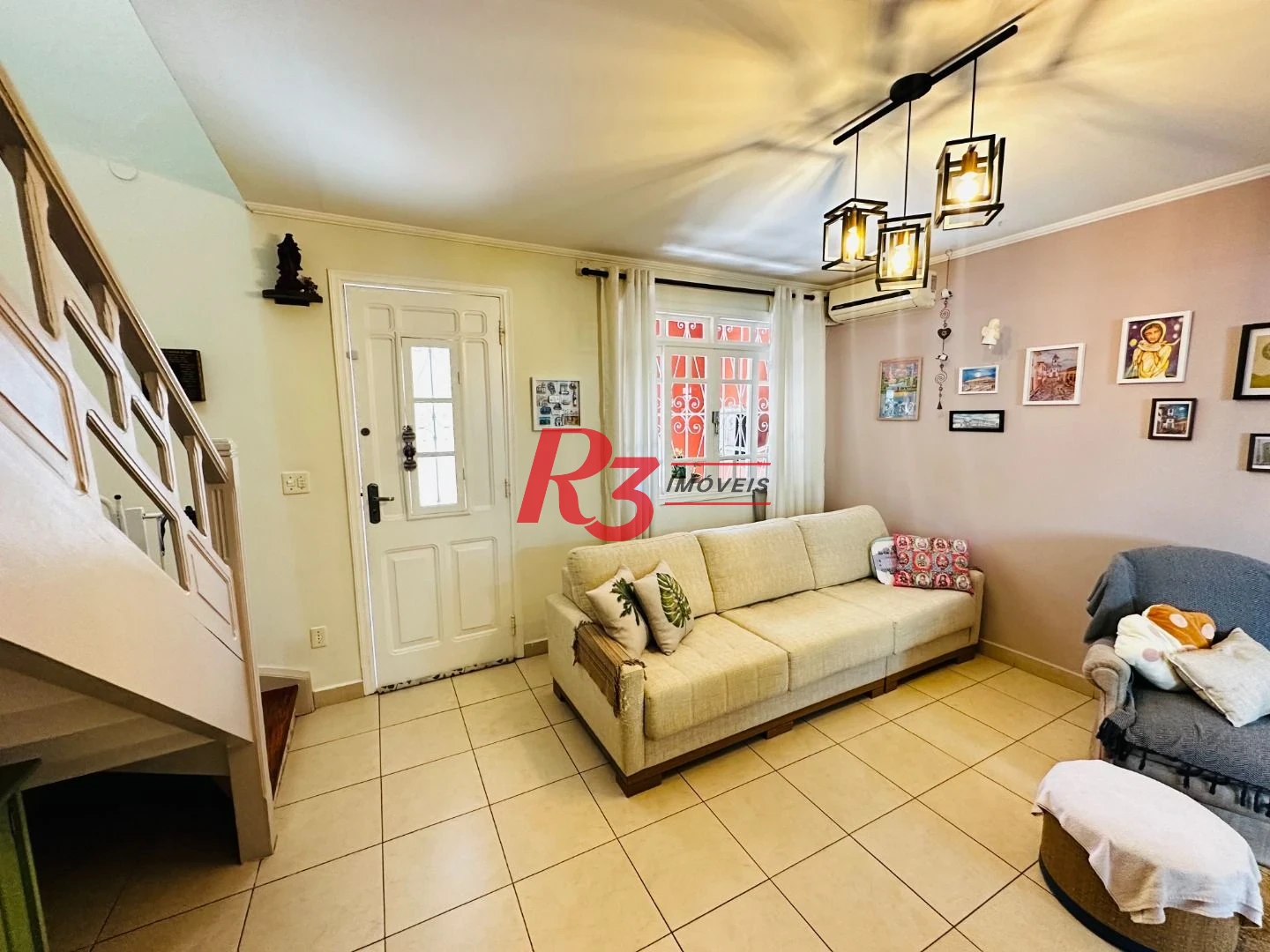 Sobrado com 2 dormitórios à venda, 124 m² por R$ 980.000,00 - Marapé - Santos/SP
