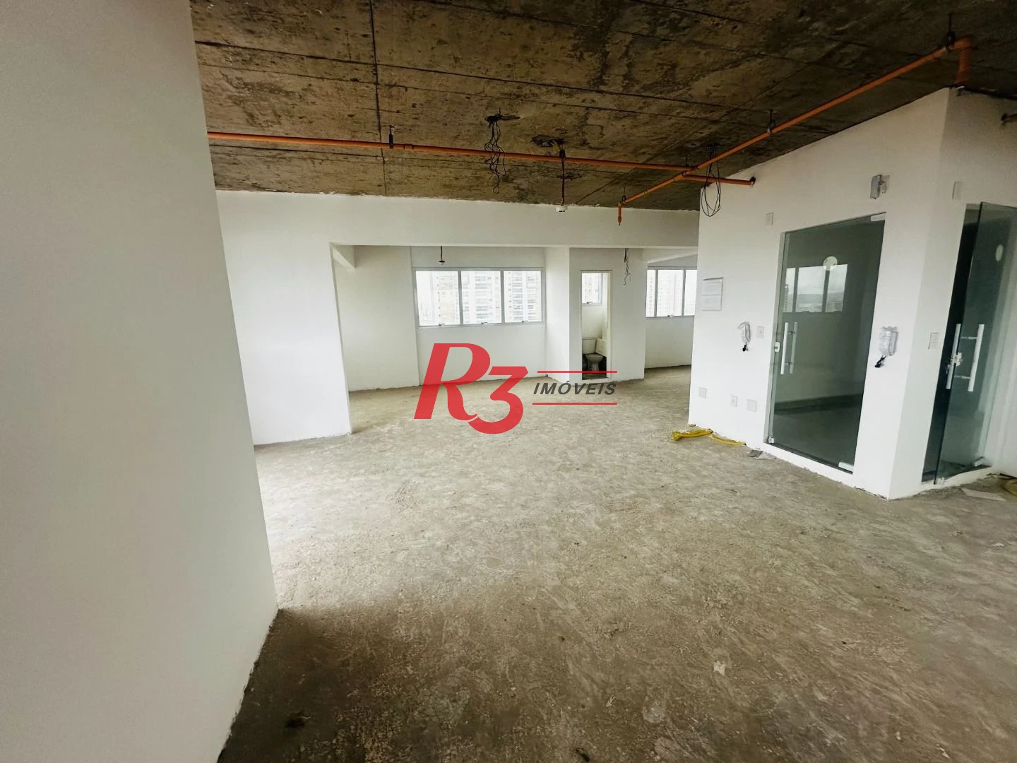 Sala, 35 m² - venda por R$ 354.123,00 ou aluguel por R$ 11.500,00/mês - Ponta da Praia - Santos/SP