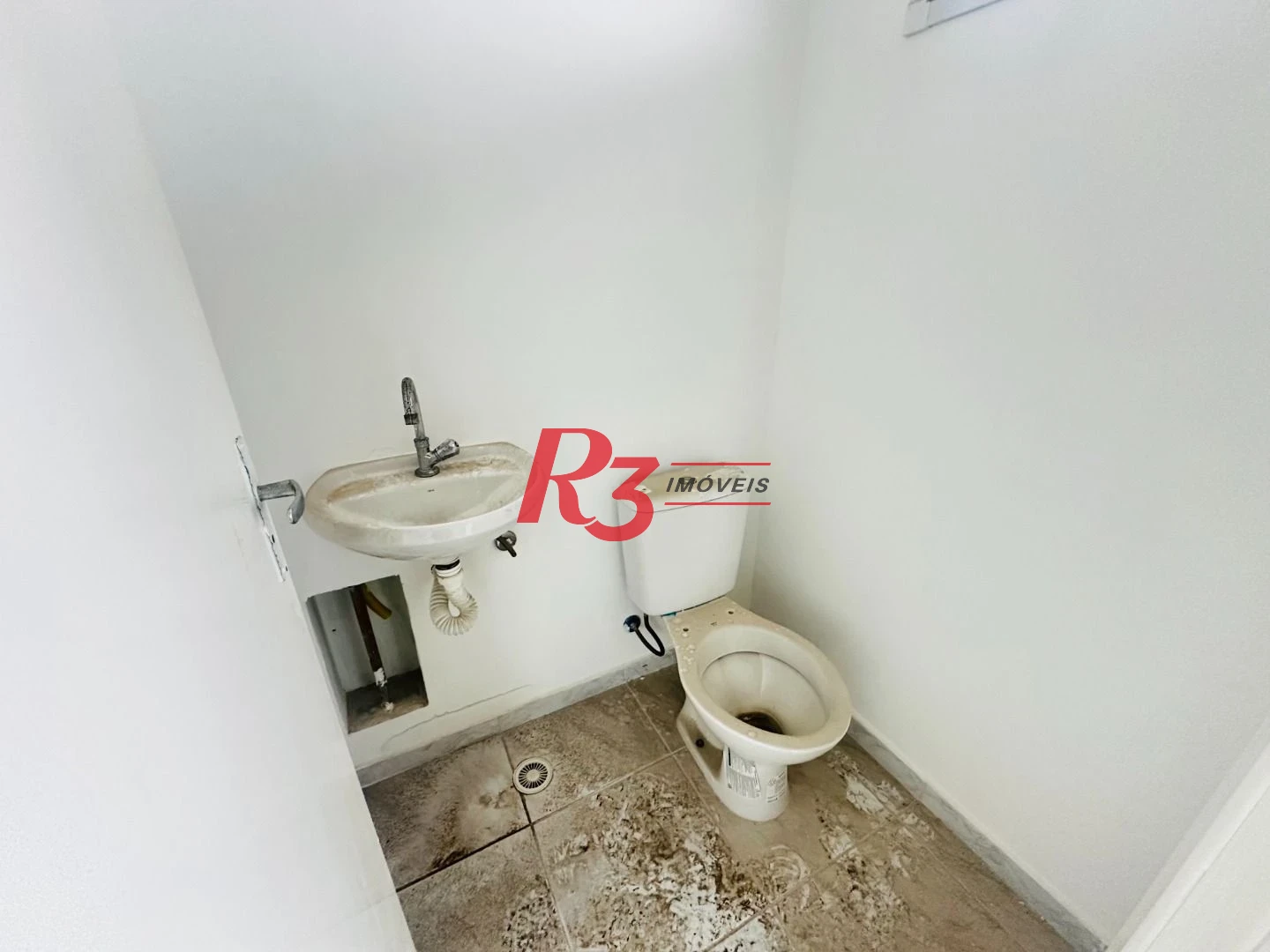 Sala, 35 m² - venda por R$ 354.123,00 ou aluguel por R$ 11.500,00/mês - Ponta da Praia - Santos/SP