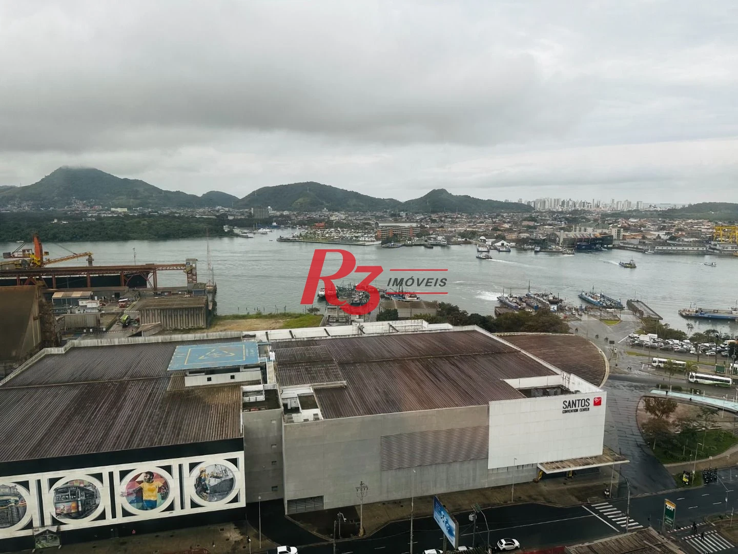 Sala, 47 m² - venda por R$ 470.250,00 ou aluguel por R$ 11.500,00/mês - Ponta da Praia - Santos/SP