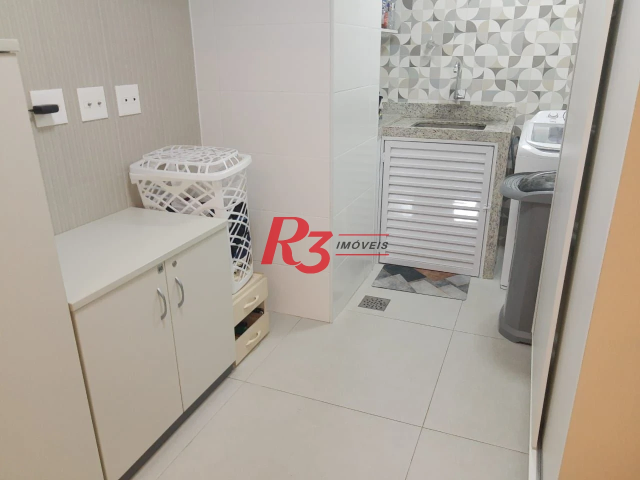 Apartamento à venda, 132 m² por R$ 2.100.000,00 - Pompéia - Santos/SP