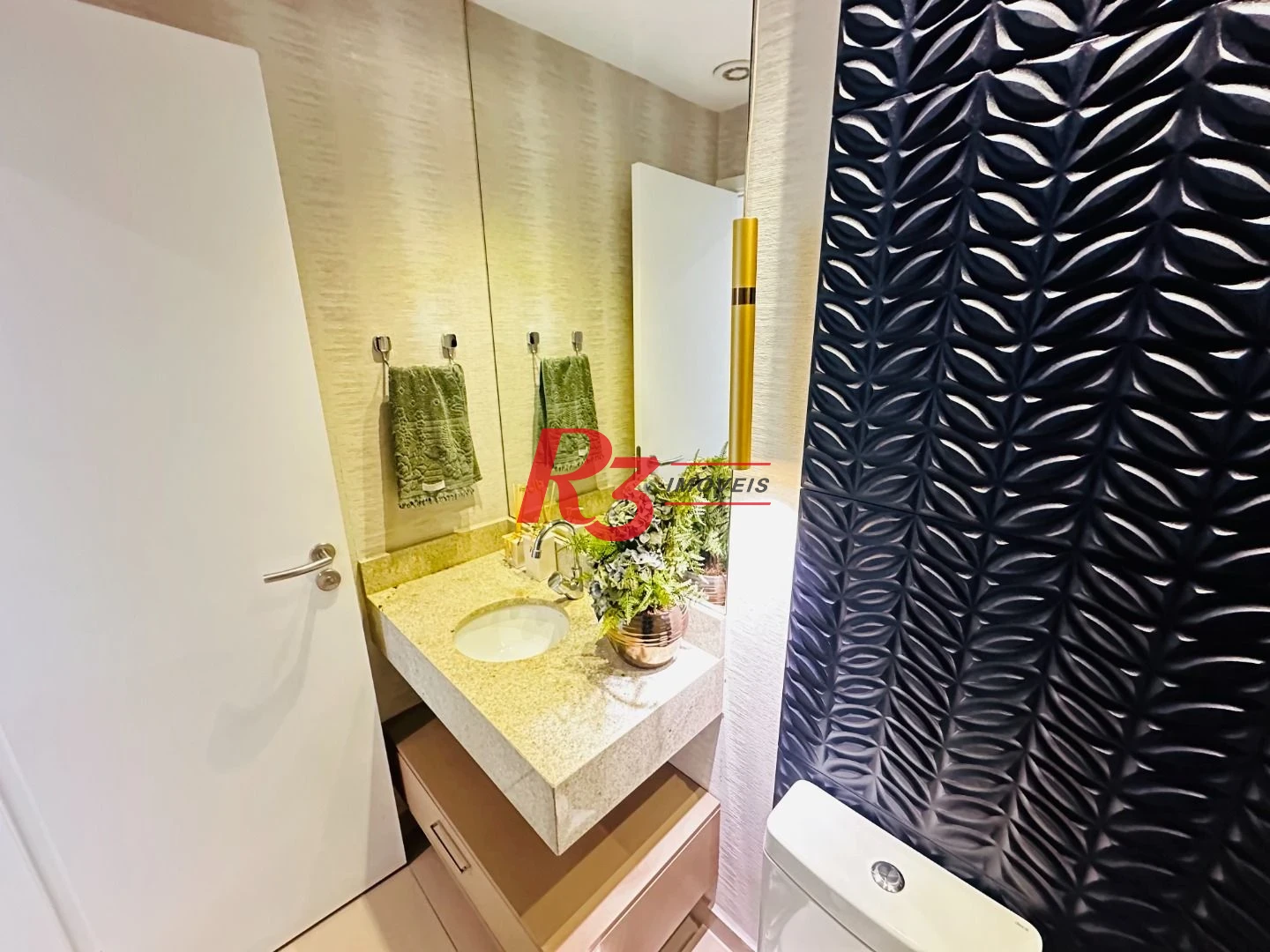Apartamento à venda, 131 m² por R$ 2.100.000,00 - Embaré - Santos/SP