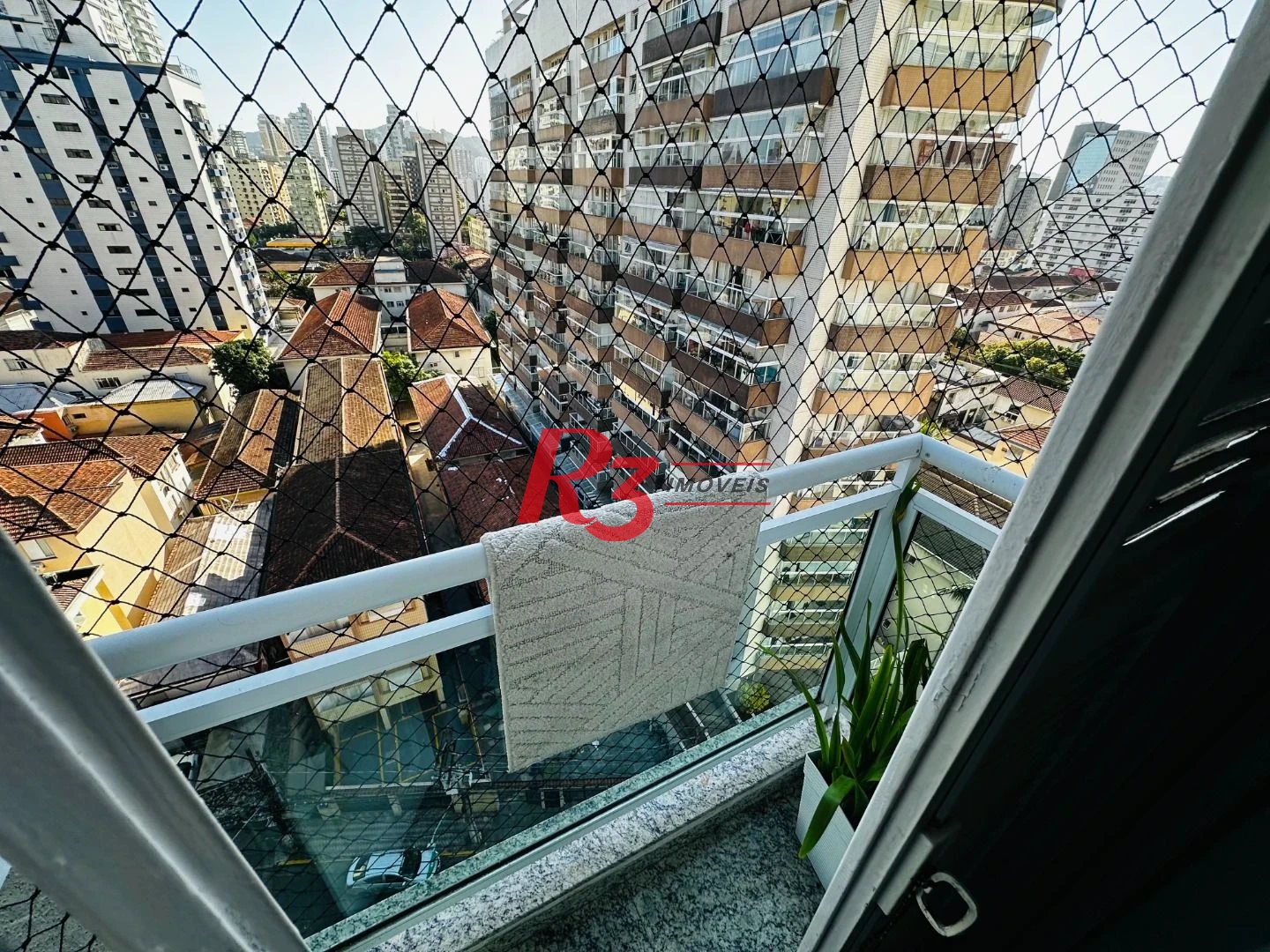 Cobertura com 4 dormitórios à venda, 242 m² por R$ 1.390.000,00 - Gonzaga - Santos/SP