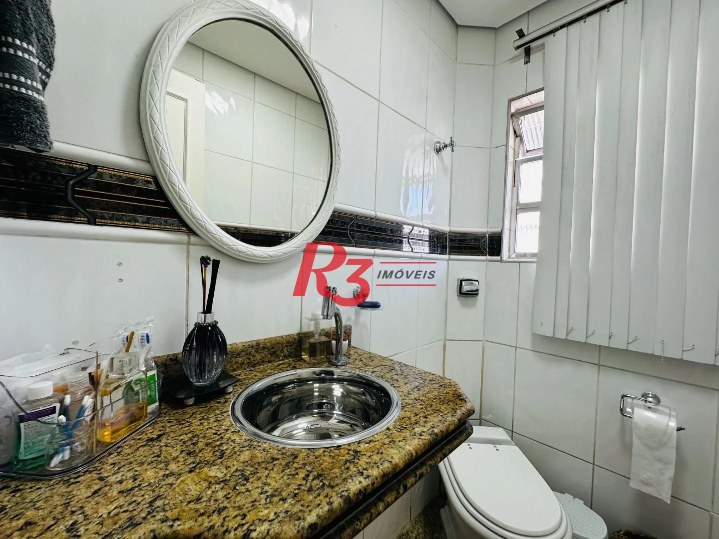 Cobertura com 4 dormitórios à venda, 242 m² por R$ 1.390.000,00 - Gonzaga - Santos/SP