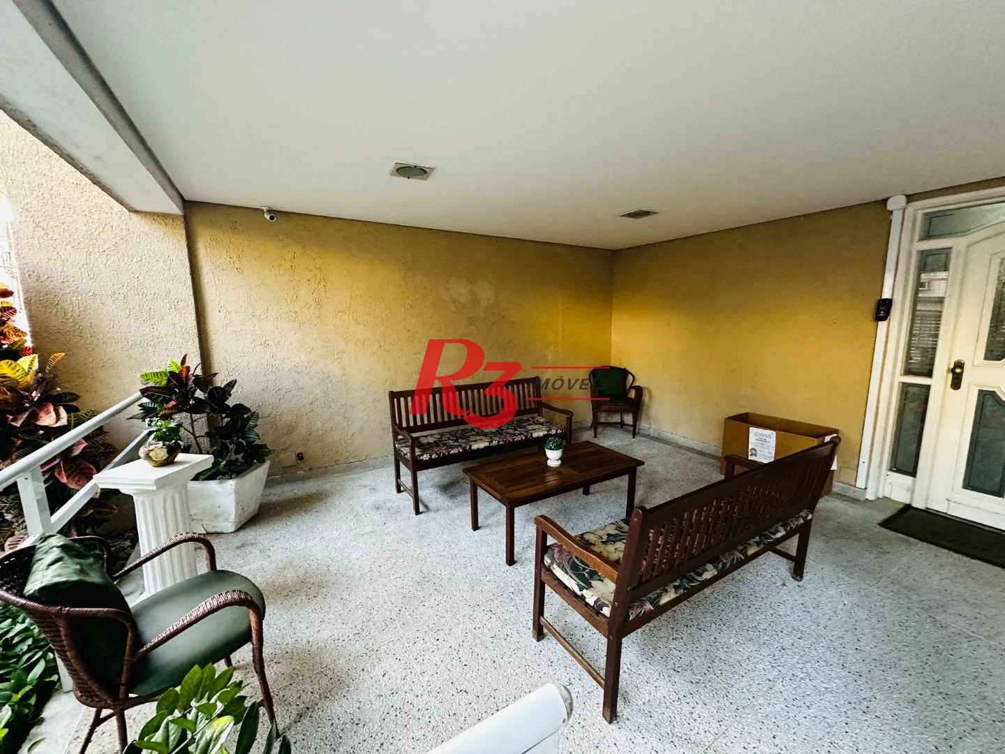 Cobertura com 4 dormitórios à venda, 242 m² por R$ 1.390.000,00 - Gonzaga - Santos/SP