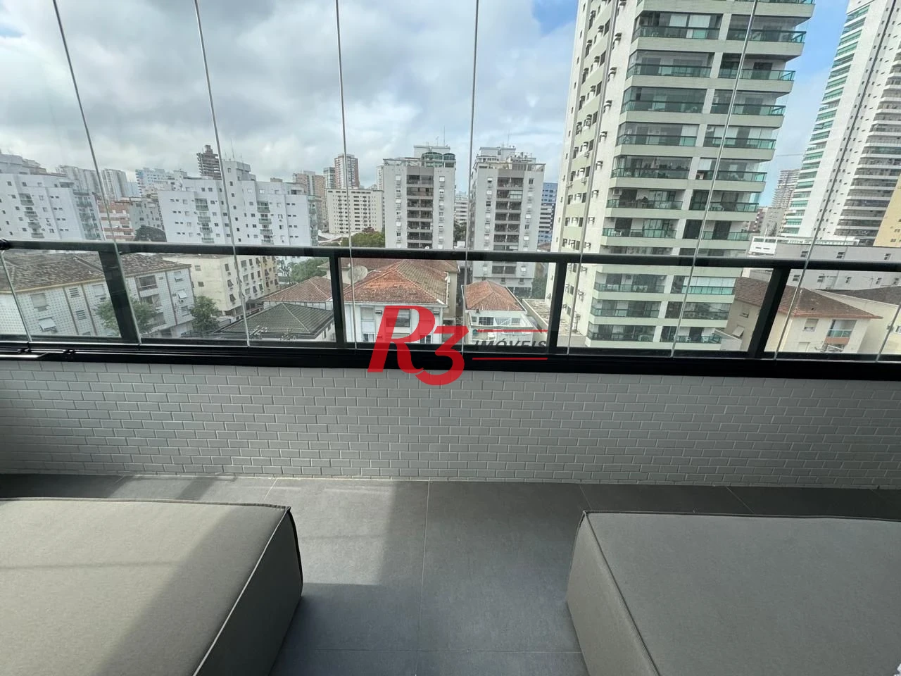 Apartamento com 1 suíte + lavabo -  à venda, 59 m² por R$ 890.000,00 - Ponta da Praia - Santos/SP