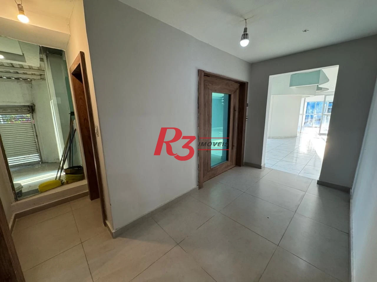 Sobrado com 3 dormitórios para alugar, 495 m² por R$ 15.000,00/mês - Estuário - Santos/SP