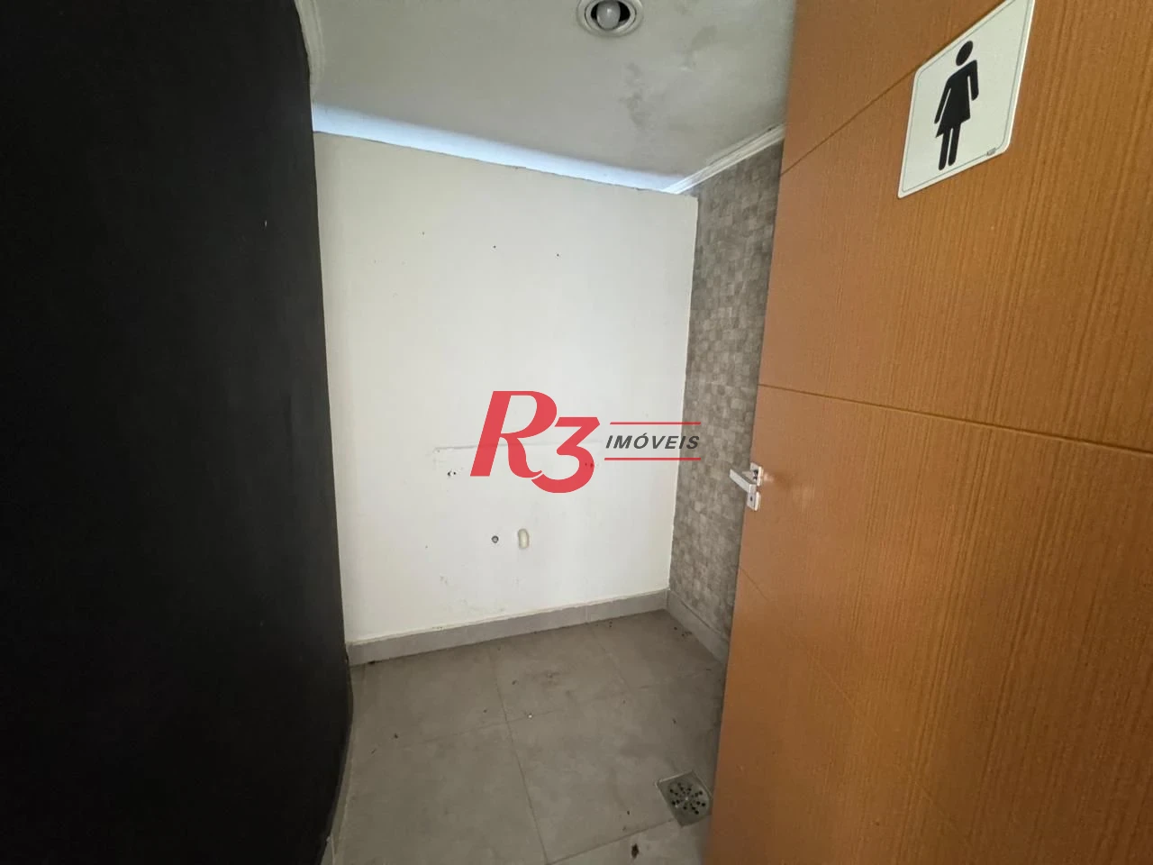 Sobrado com 3 dormitórios para alugar, 495 m² por R$ 15.000,00/mês - Estuário - Santos/SP