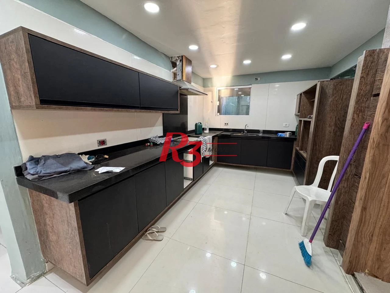 Sobrado com 3 dormitórios para alugar, 495 m² por R$ 15.000,00/mês - Estuário - Santos/SP