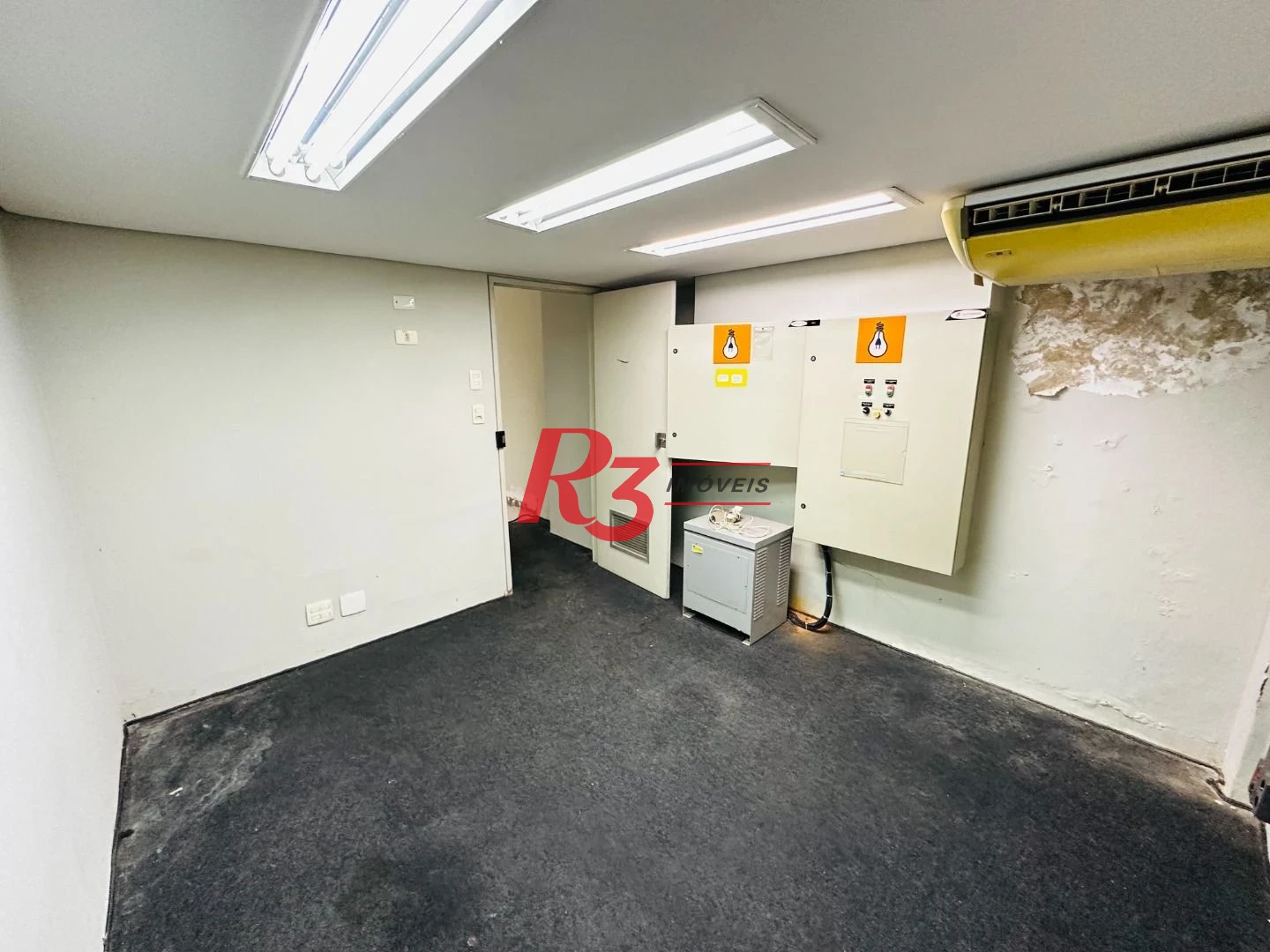 Loja para alugar, 492 m² por R$ 38.000,00/mês - Boqueirão - Santos/SP