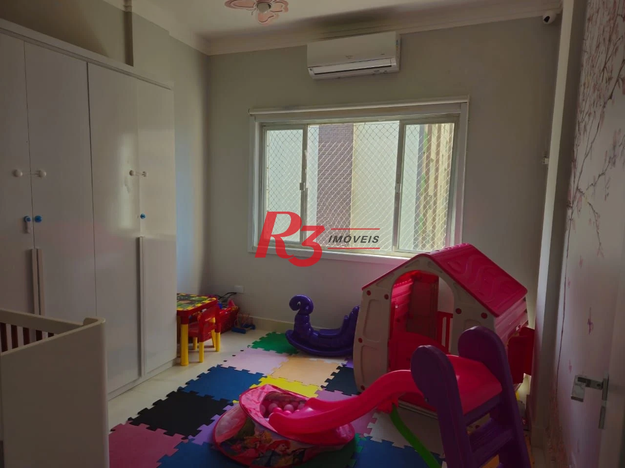 Apartamento com 3 dormitórios à venda, 126 m² por R$ 720.000,00 - Gonzaga - Santos/SP