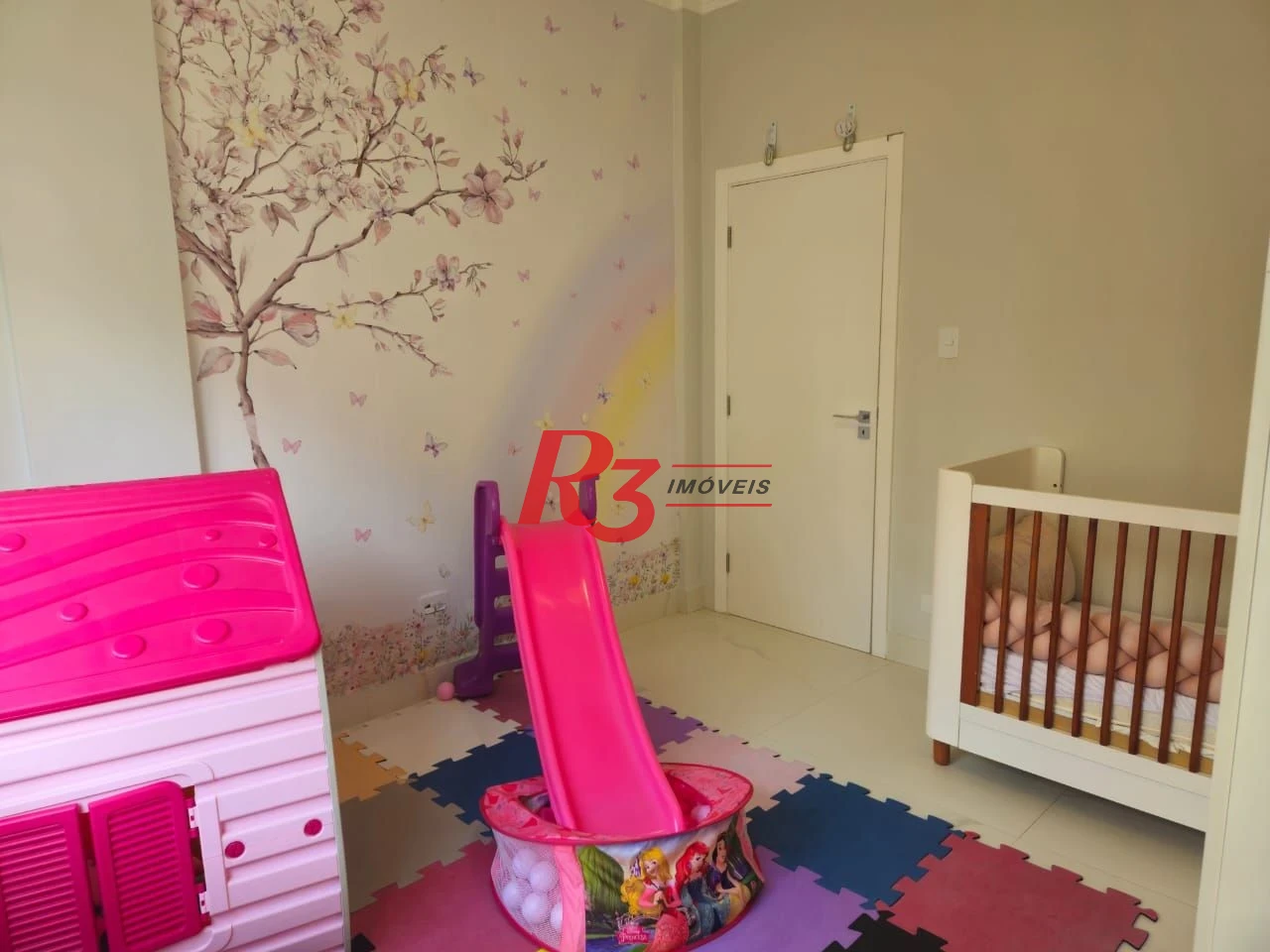 Apartamento com 3 dormitórios à venda, 126 m² por R$ 720.000,00 - Gonzaga - Santos/SP
