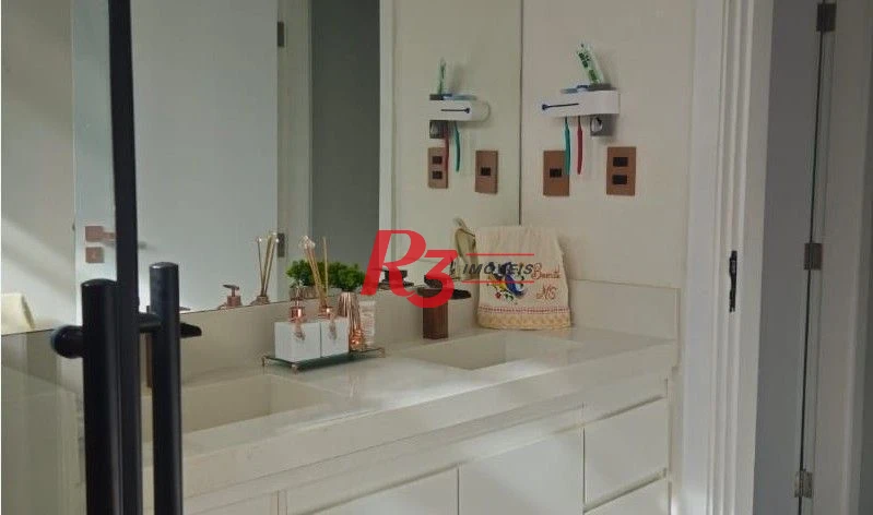 Apartamento com 3 dormitórios à venda, 126 m² por R$ 720.000,00 - Gonzaga - Santos/SP