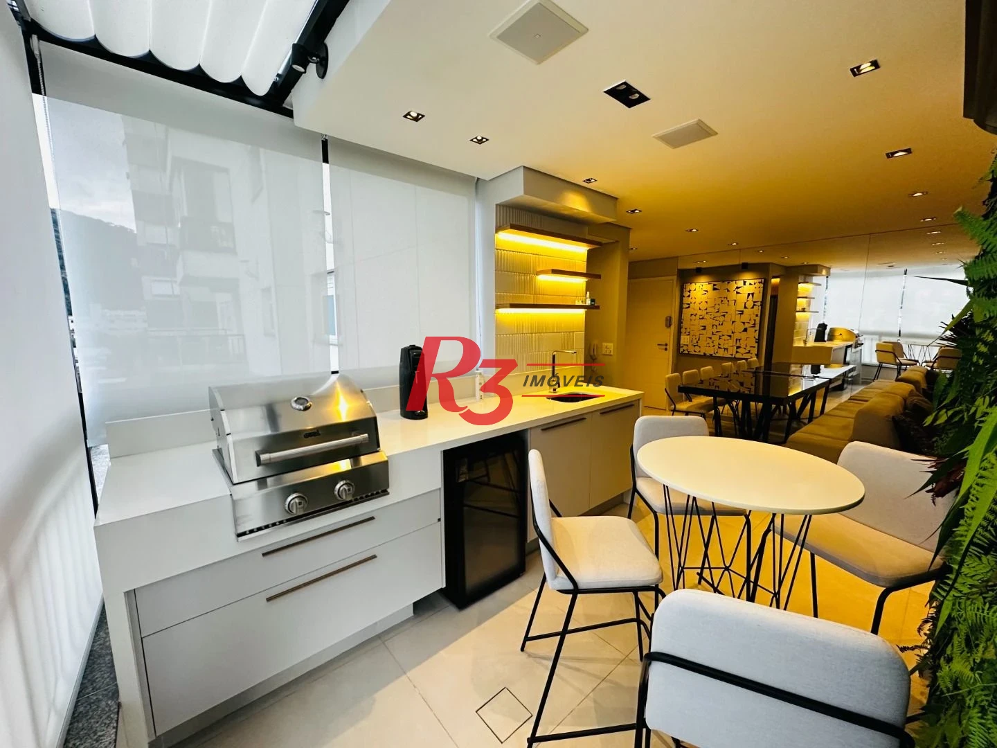 Apartamento à venda, 76 m² por R$ 880.000,00 - Marapé - Santos/SP