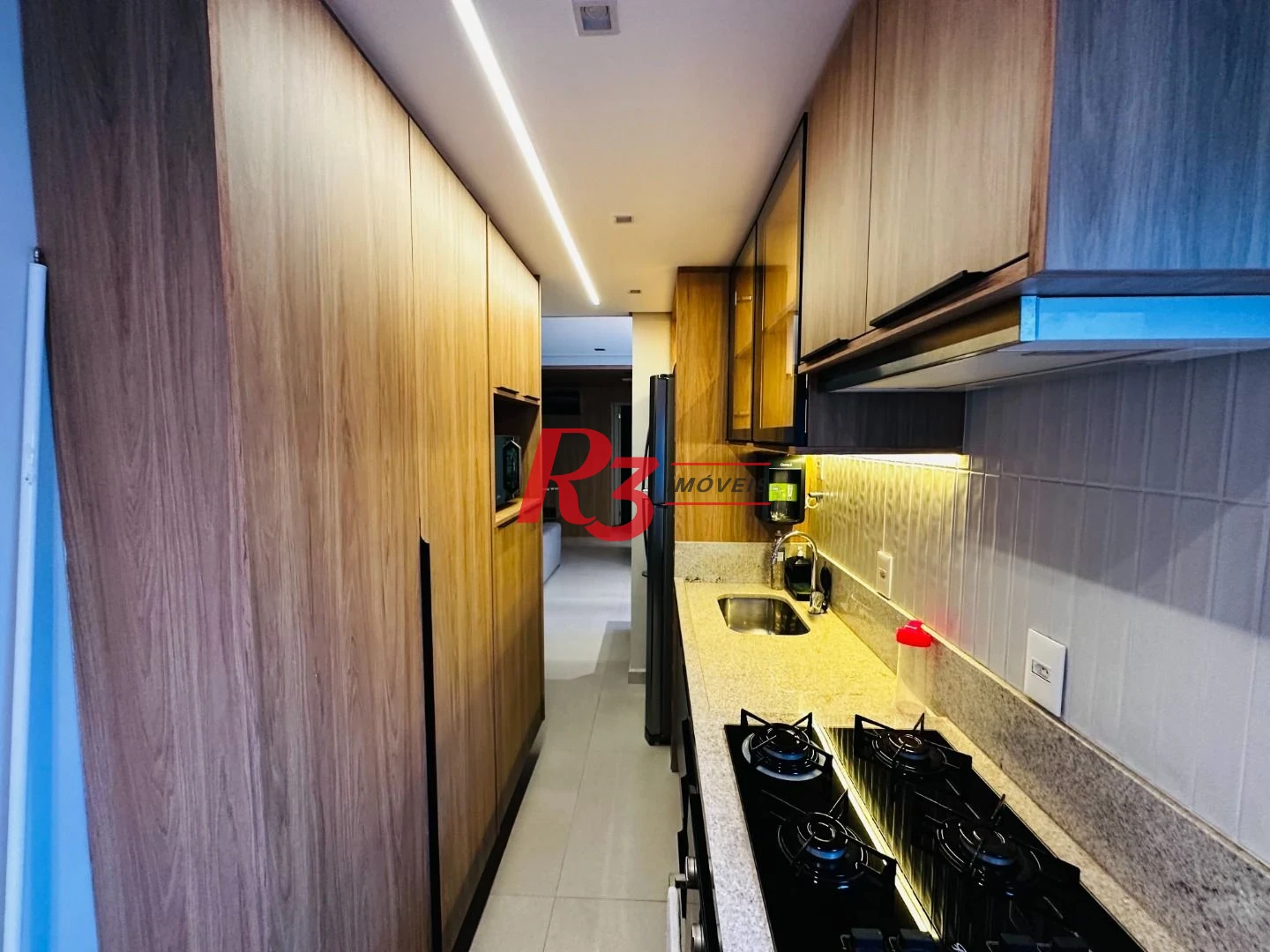 Apartamento à venda, 76 m² por R$ 880.000,00 - Marapé - Santos/SP