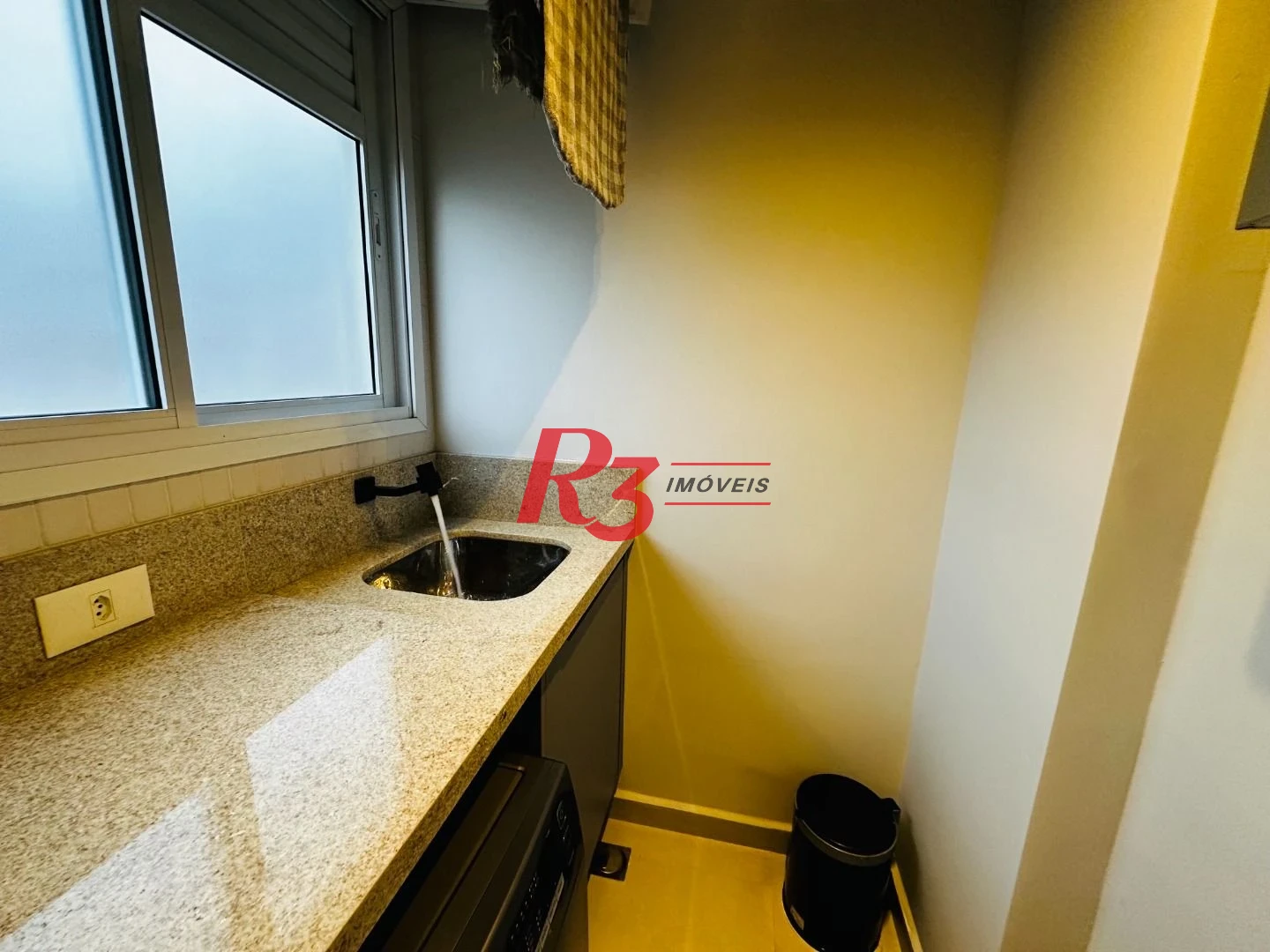 Apartamento à venda, 76 m² por R$ 880.000,00 - Marapé - Santos/SP