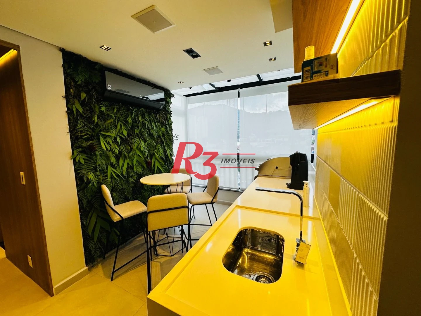 Apartamento à venda, 76 m² por R$ 880.000,00 - Marapé - Santos/SP