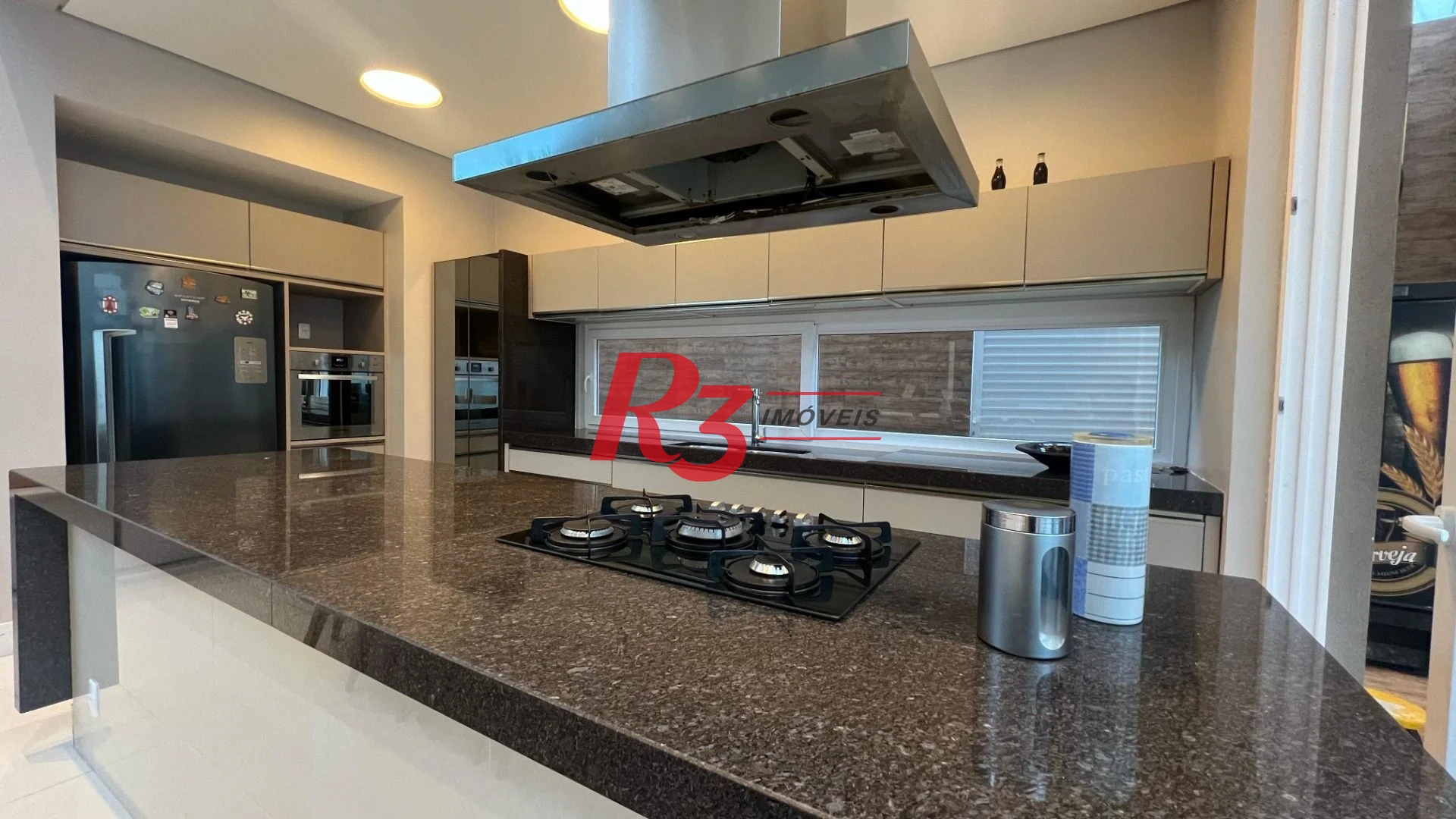 Casa com 4 dormitórios, 400 m² - venda por R$ 3.500.000,00 ou aluguel por R$ 15.000,00/mês - Jardim Guaiuba - Guarujá/SP
