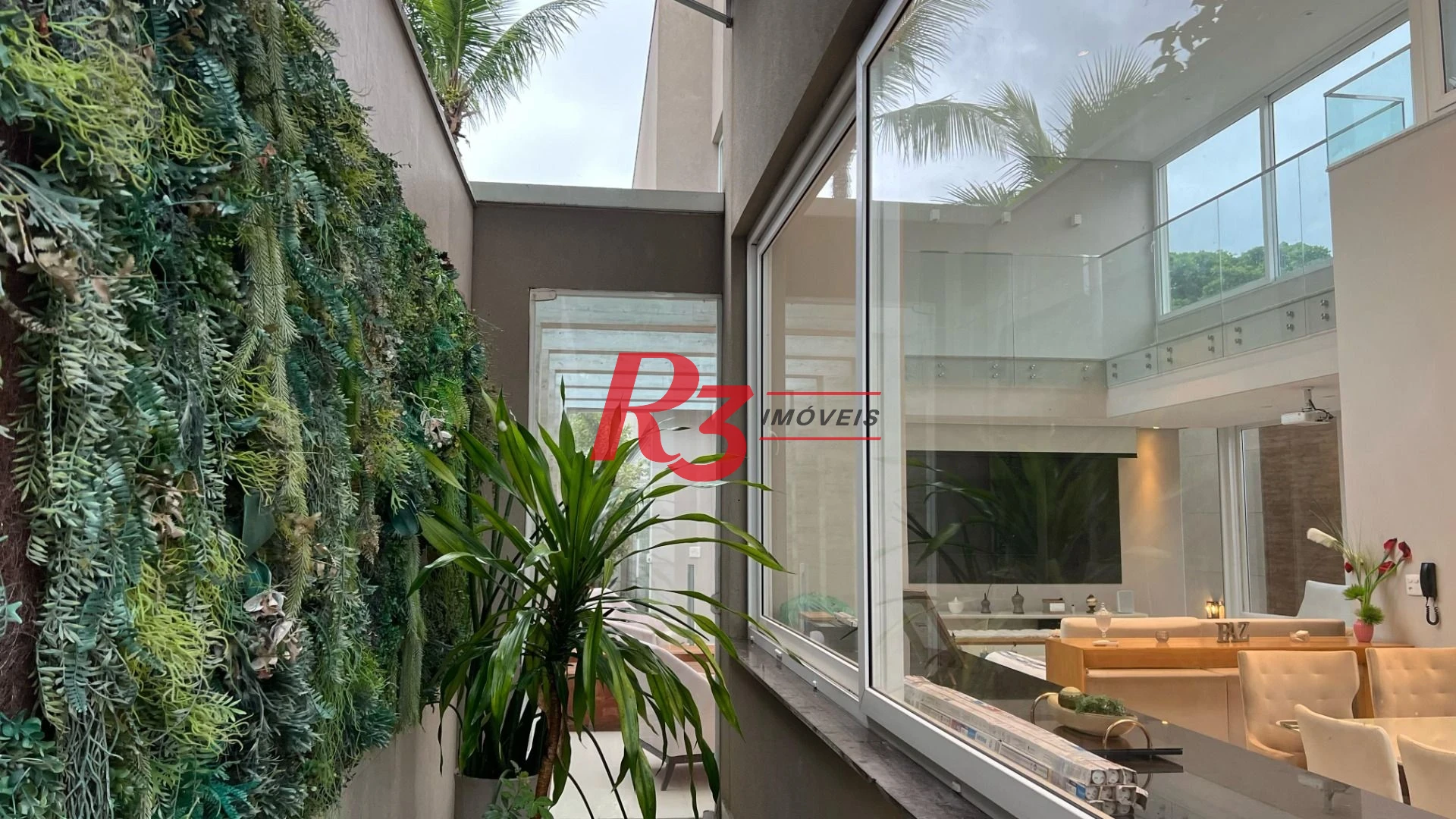 Casa com 4 dormitórios, 400 m² - venda por R$ 3.500.000,00 ou aluguel por R$ 15.000,00/mês - Jardim Guaiuba - Guarujá/SP