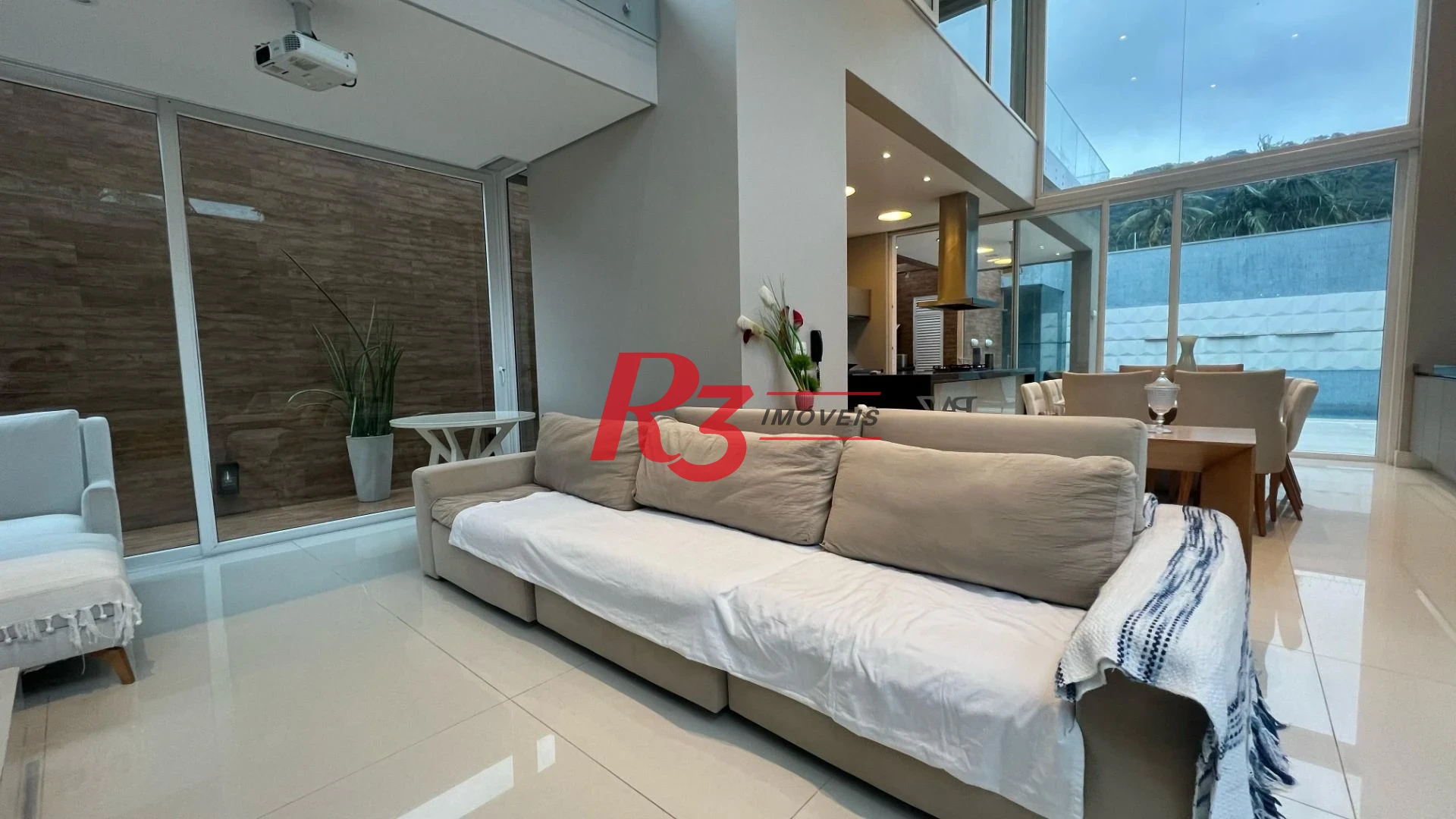 Casa com 4 dormitórios, 400 m² - venda por R$ 3.500.000,00 ou aluguel por R$ 15.000,00/mês - Jardim Guaiuba - Guarujá/SP