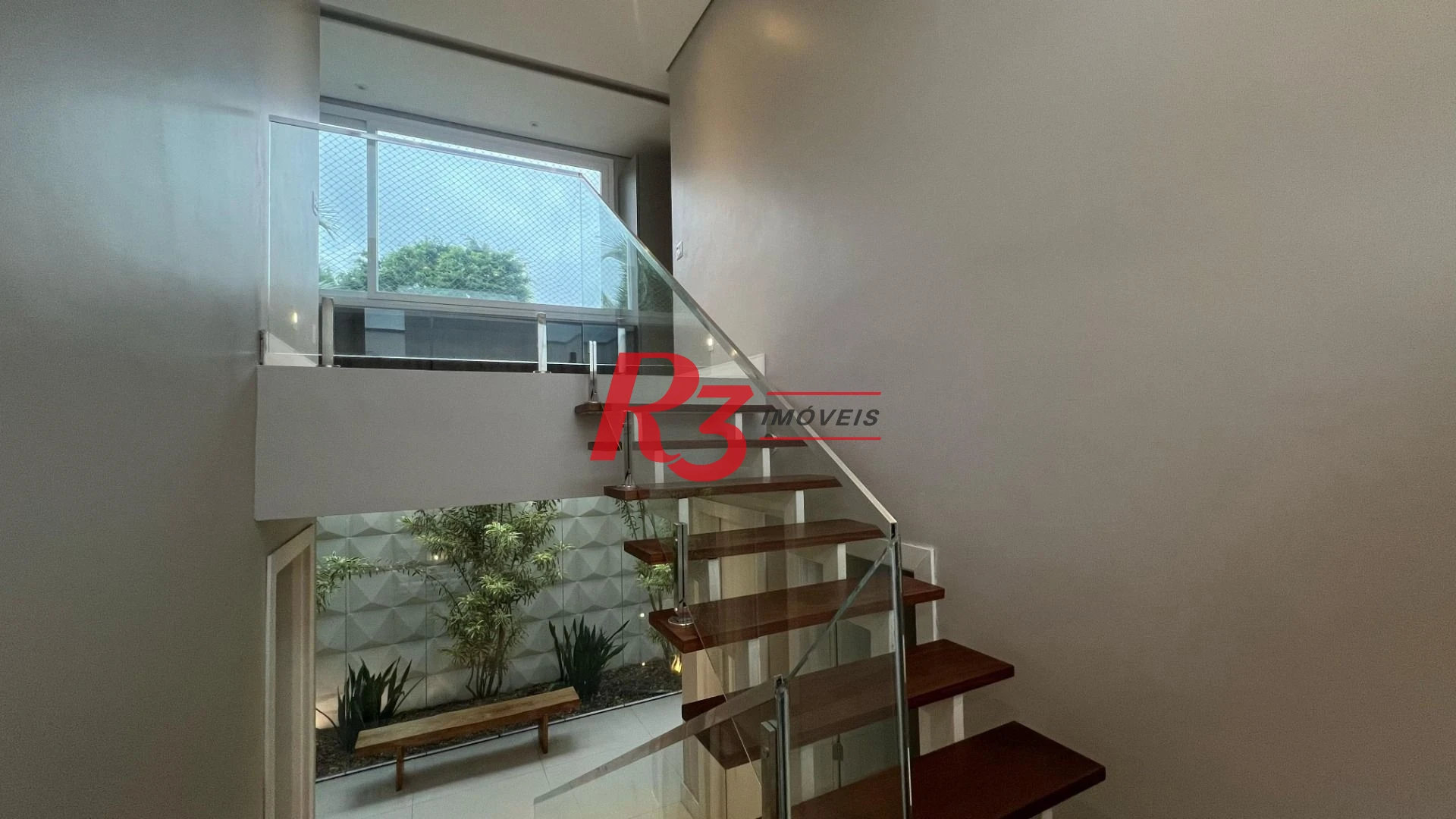 Casa com 4 dormitórios, 400 m² - venda por R$ 3.500.000,00 ou aluguel por R$ 15.000,00/mês - Jardim Guaiuba - Guarujá/SP