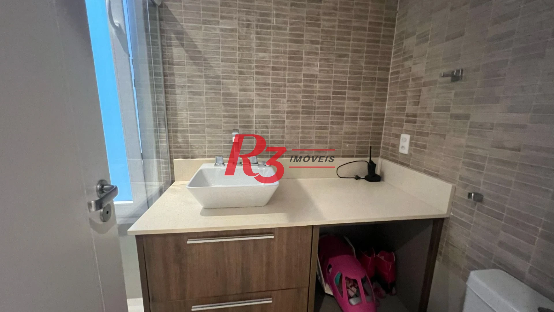Casa com 4 dormitórios, 400 m² - venda por R$ 3.500.000,00 ou aluguel por R$ 15.000,00/mês - Jardim Guaiuba - Guarujá/SP