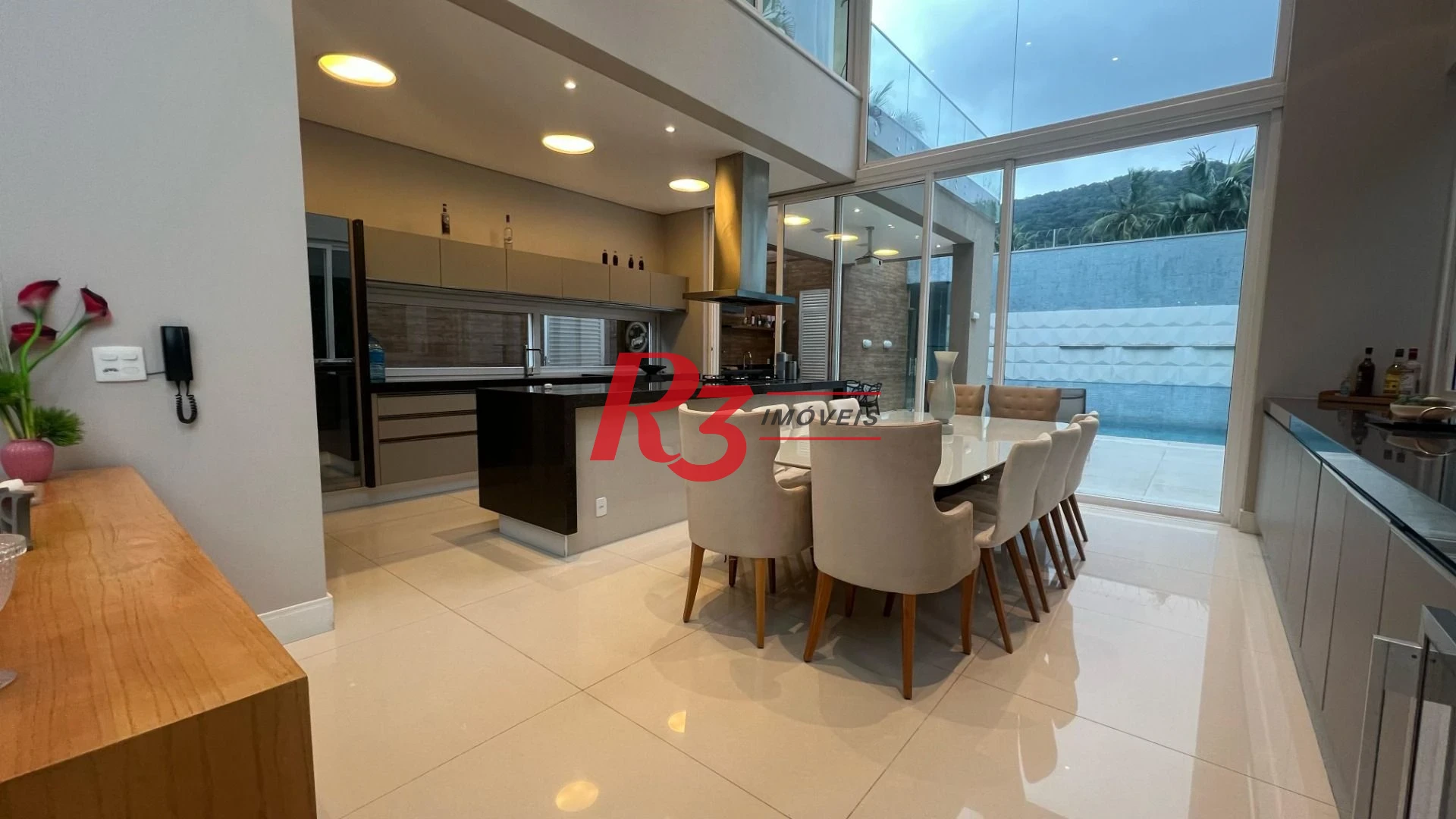 Casa com 4 dormitórios, 400 m² - venda por R$ 3.500.000,00 ou aluguel por R$ 15.000,00/mês - Jardim Guaiuba - Guarujá/SP