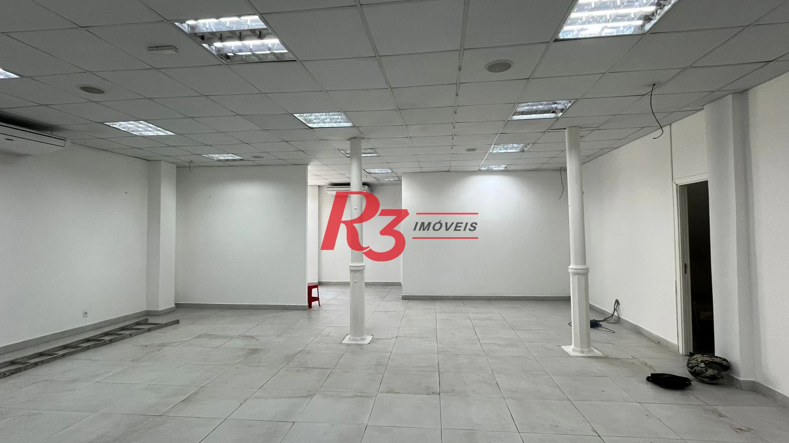 Loja para alugar, 272 m² por R$ 18.000,01/mês - Centro - Santos/SP