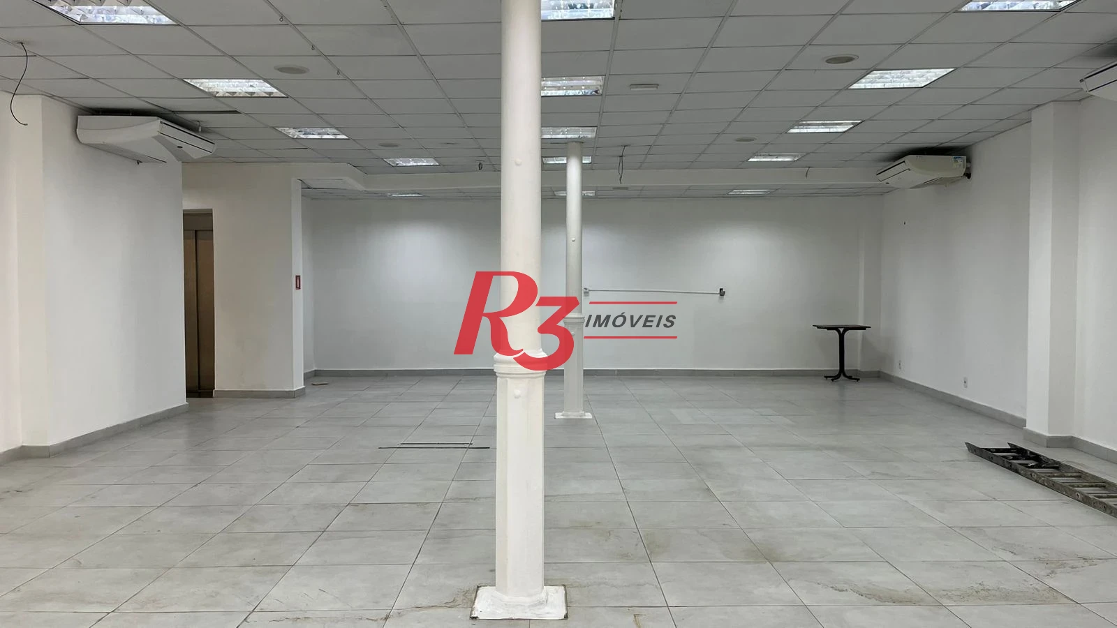 Loja para alugar, 272 m² por R$ 18.000,01/mês - Centro - Santos/SP