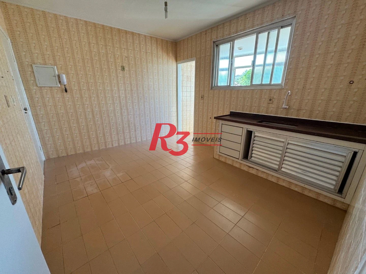 Apartamento com 3 dormitórios para alugar, 100 m² por R$ 3.500,02/mês - Embaré - Santos/SP