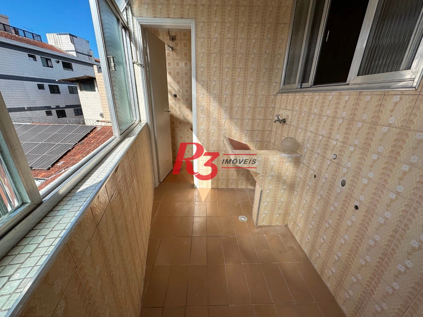Apartamento com 3 dormitórios para alugar, 100 m² por R$ 3.500,02/mês - Embaré - Santos/SP