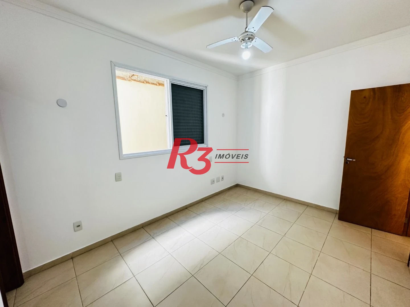 Casa com 3 dormitórios à venda, 120 m² por R$ 1.100.000,00 - Ponta da Praia - Santos/SP
