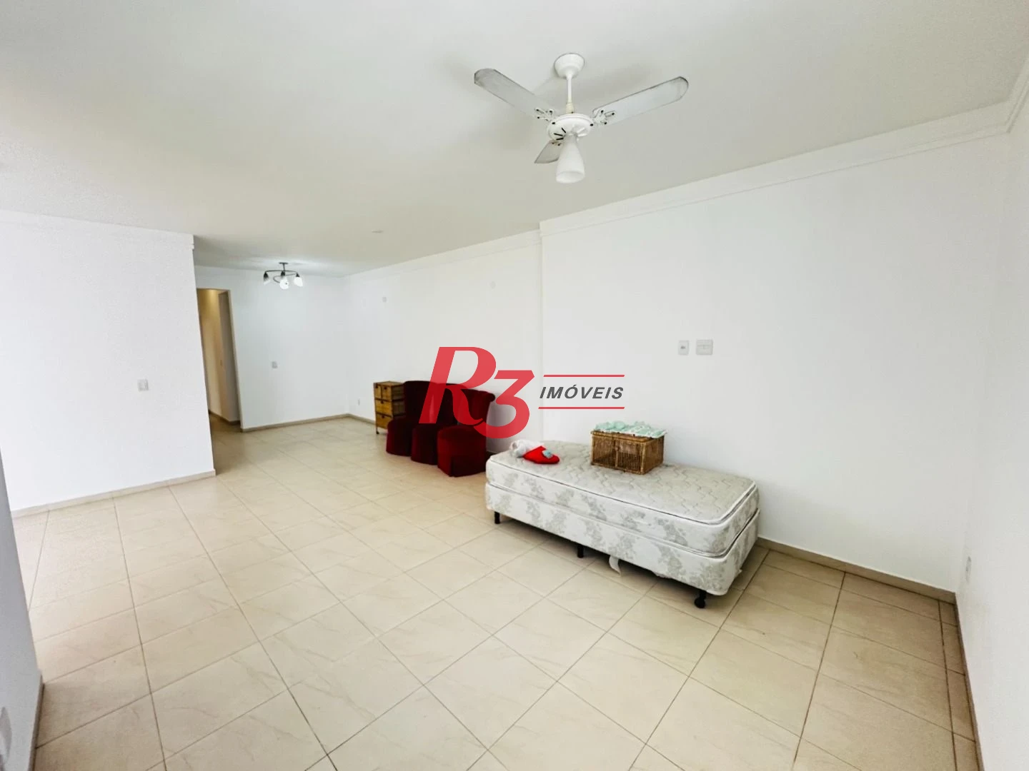 Casa com 3 dormitórios à venda, 120 m² por R$ 1.100.000,00 - Ponta da Praia - Santos/SP