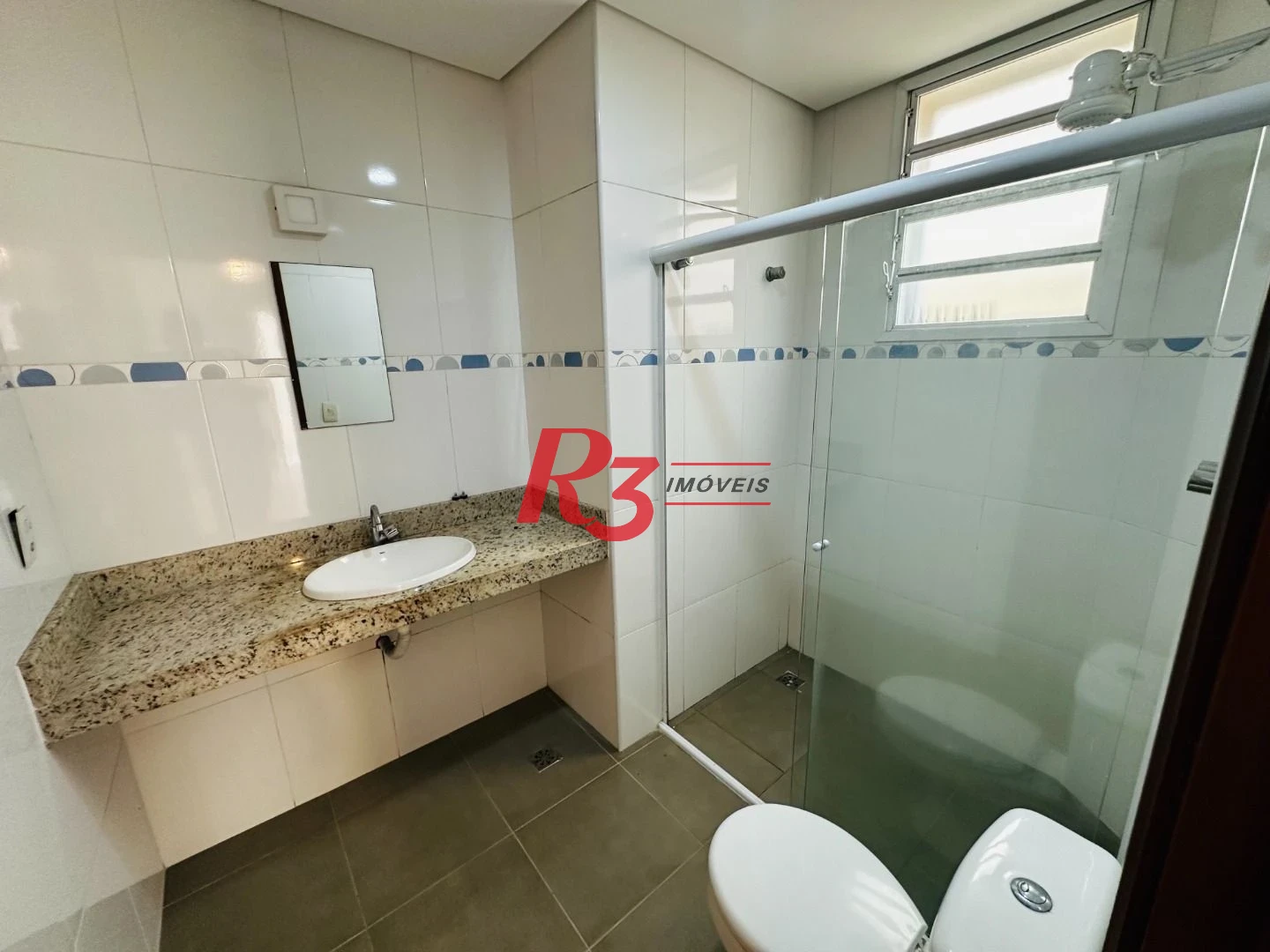 Casa com 3 dormitórios à venda, 120 m² por R$ 1.100.000,00 - Ponta da Praia - Santos/SP