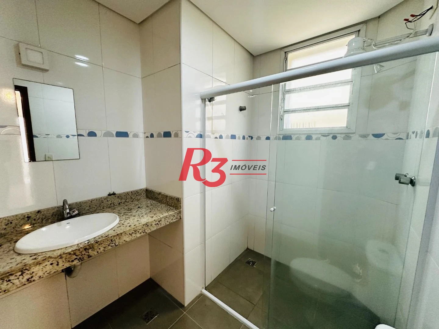 Casa com 3 dormitórios à venda, 120 m² por R$ 1.100.000,00 - Ponta da Praia - Santos/SP