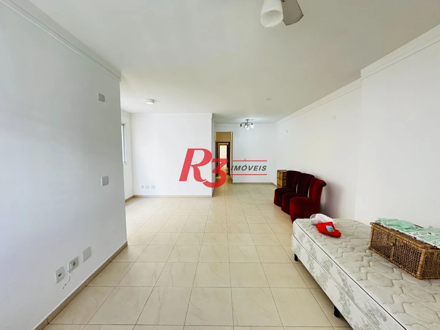 Casa com 3 dormitórios à venda, 120 m² por R$ 1.100.000,00 - Ponta da Praia - Santos/SP